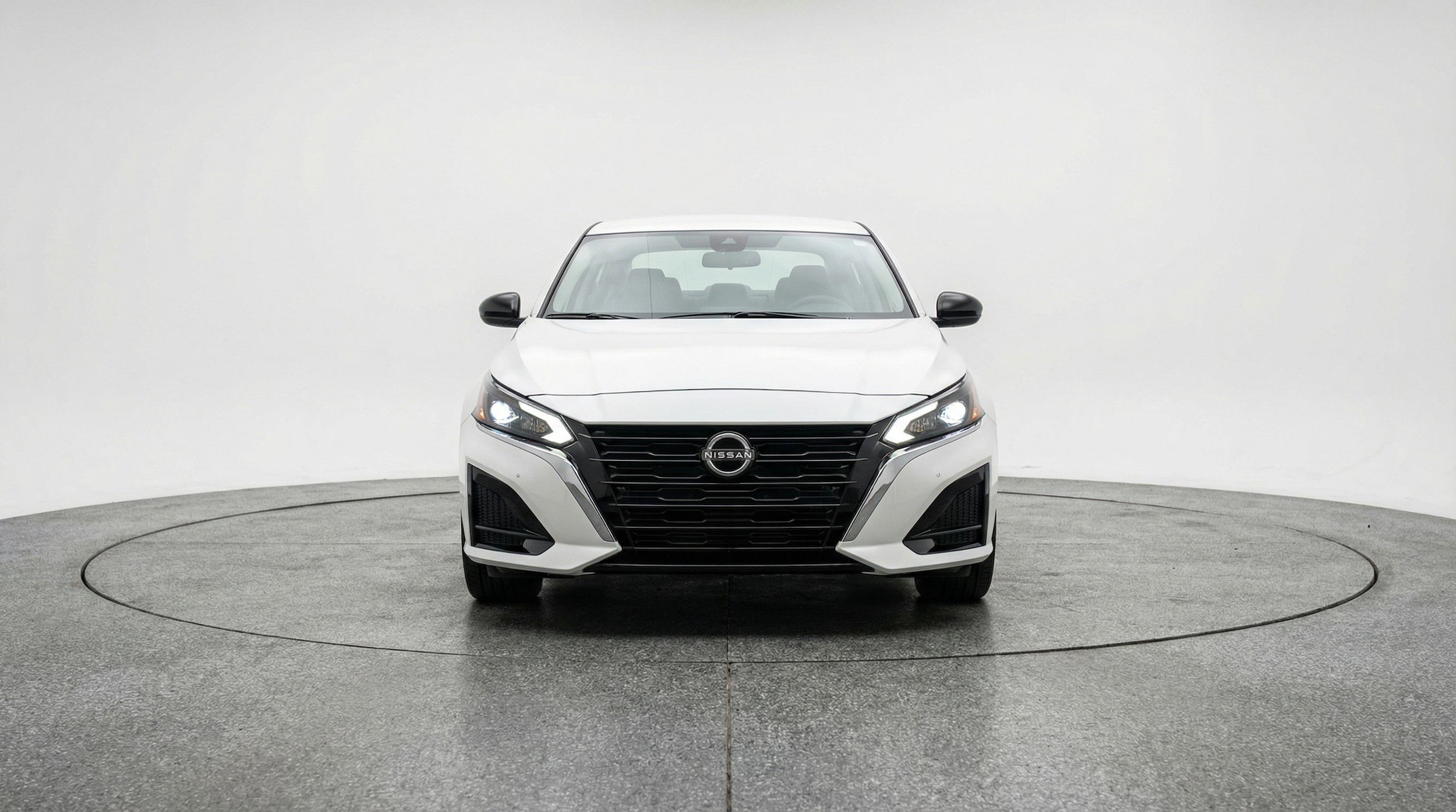 Thumbnail: 2025 Nissan Altima - 2