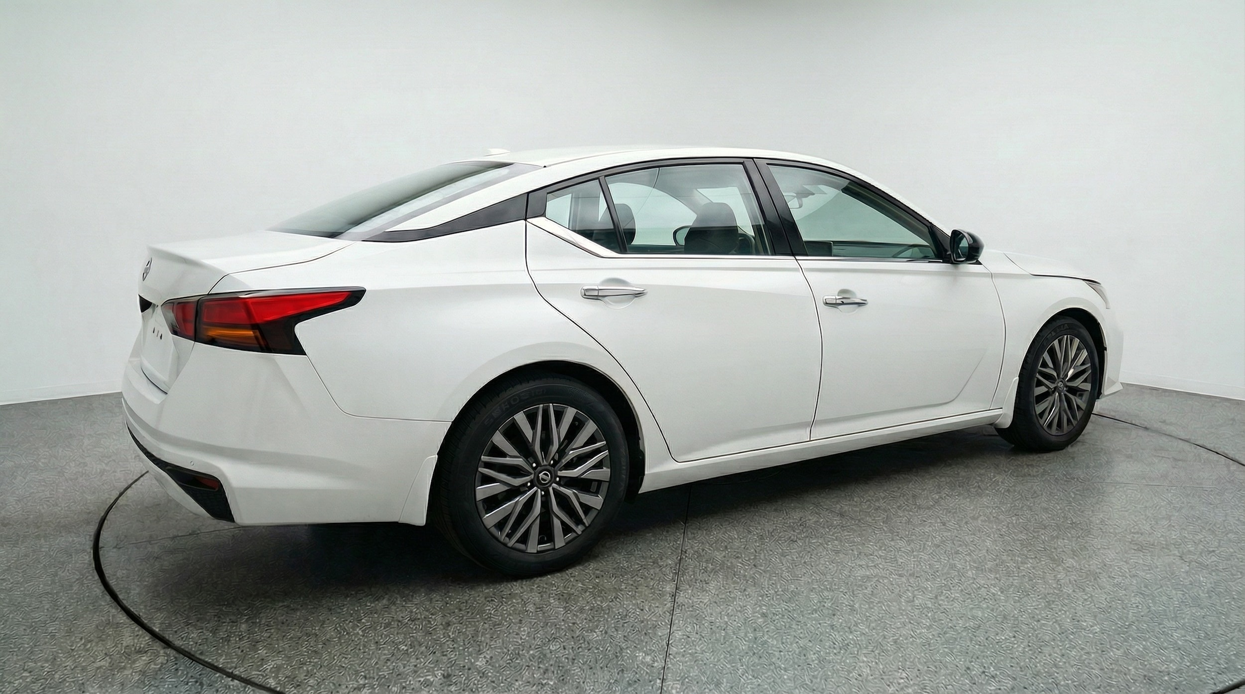 Thumbnail: 2025 Nissan Altima - 7