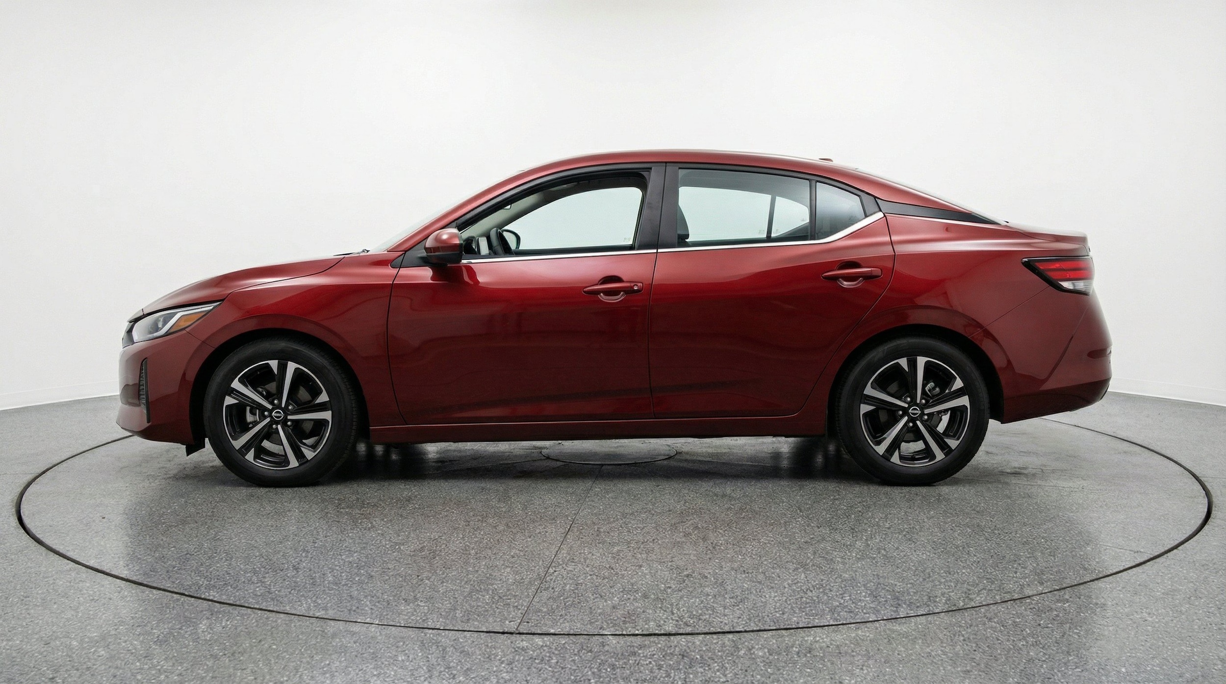 Thumbnail: 2025 Nissan Sentra - 5