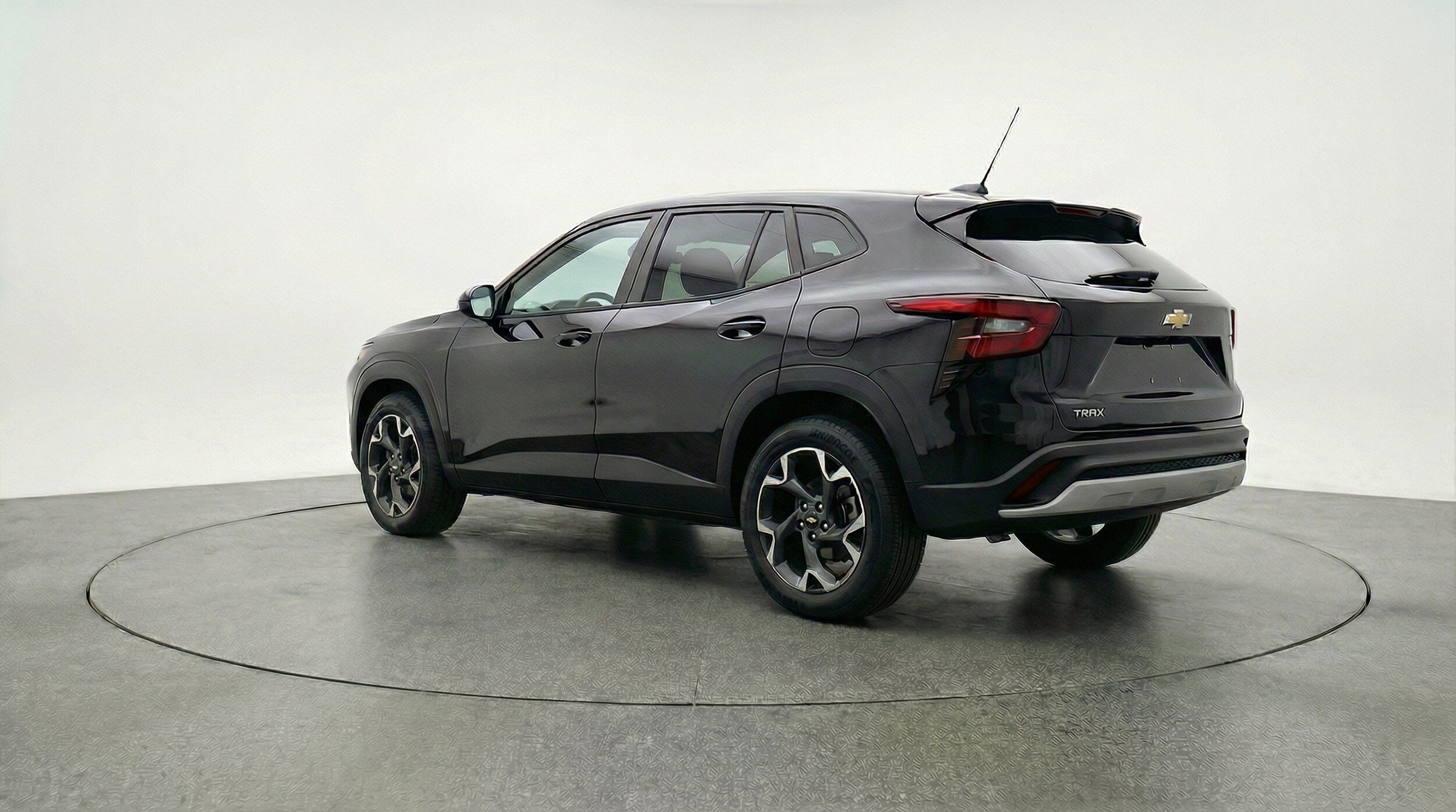 Thumbnail: 2025 Chevrolet Trax - 6