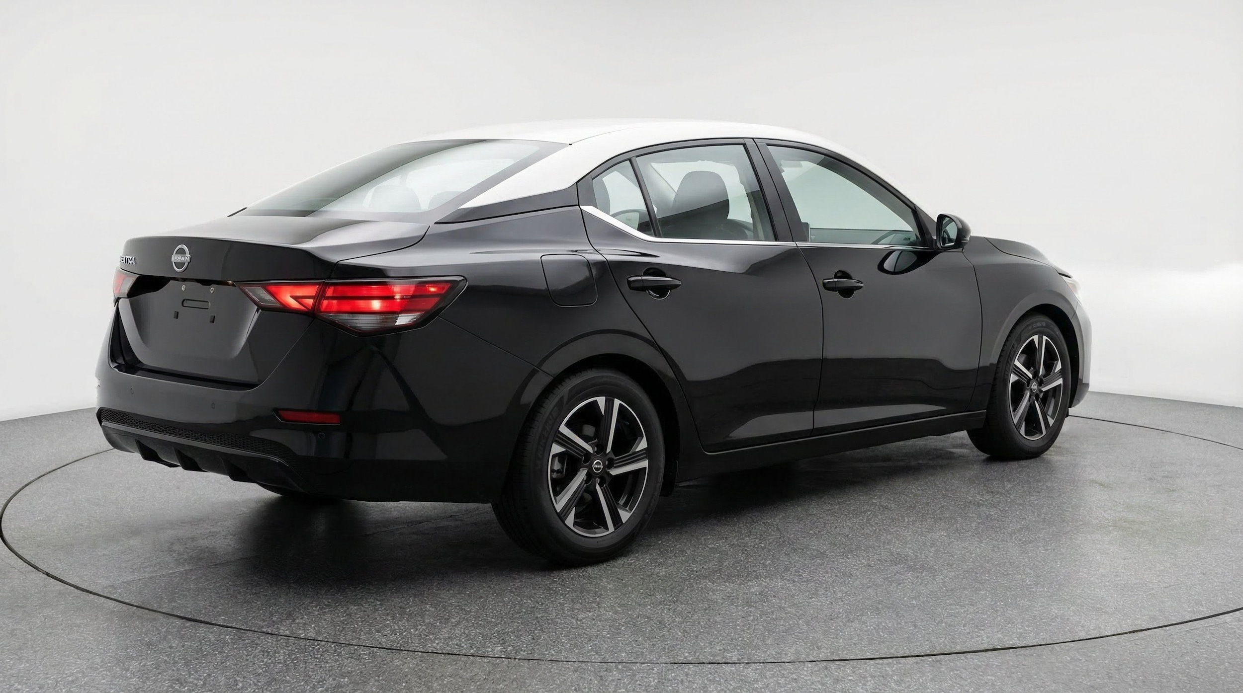 Thumbnail: 2025 Nissan Sentra - 9