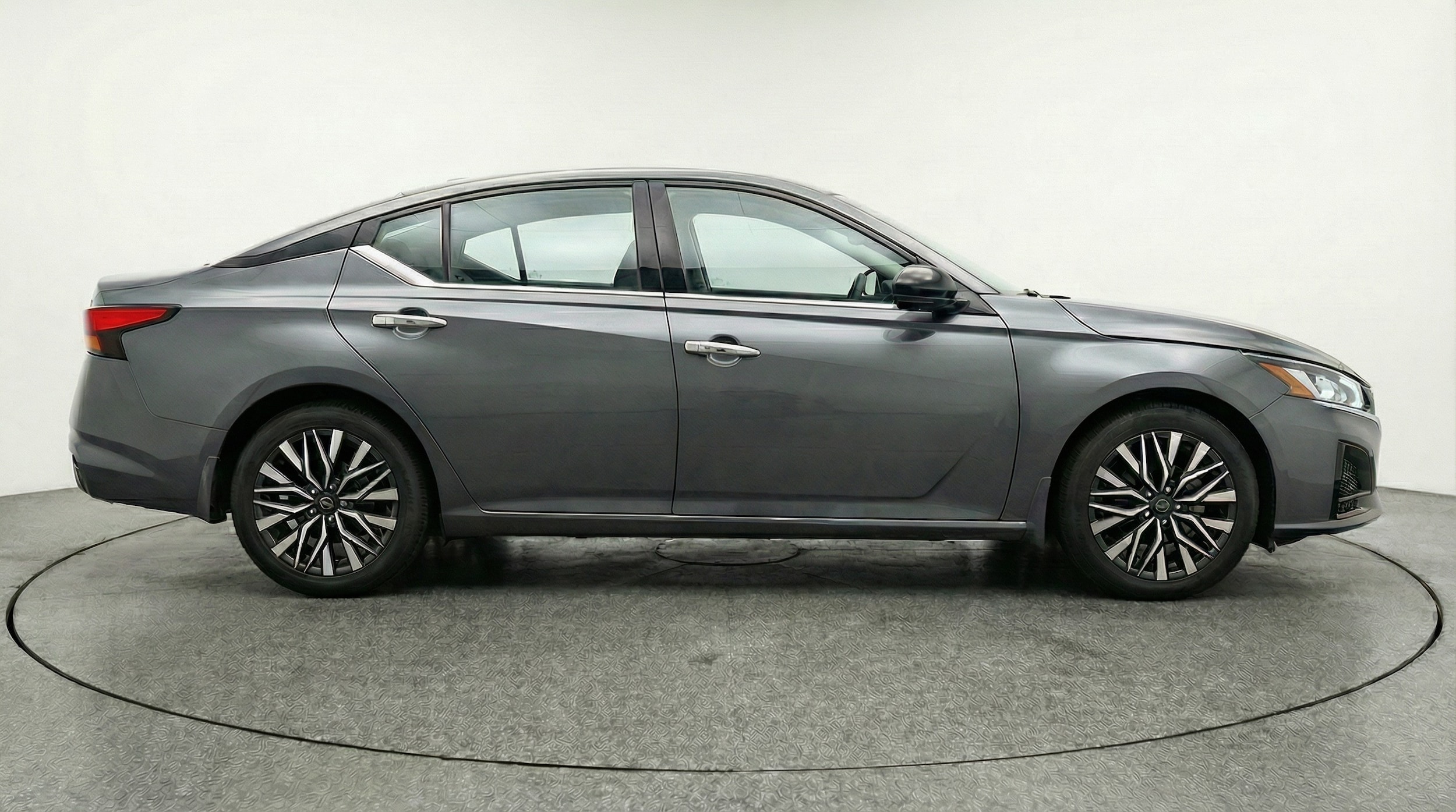 Thumbnail: 2025 Nissan Altima - 8