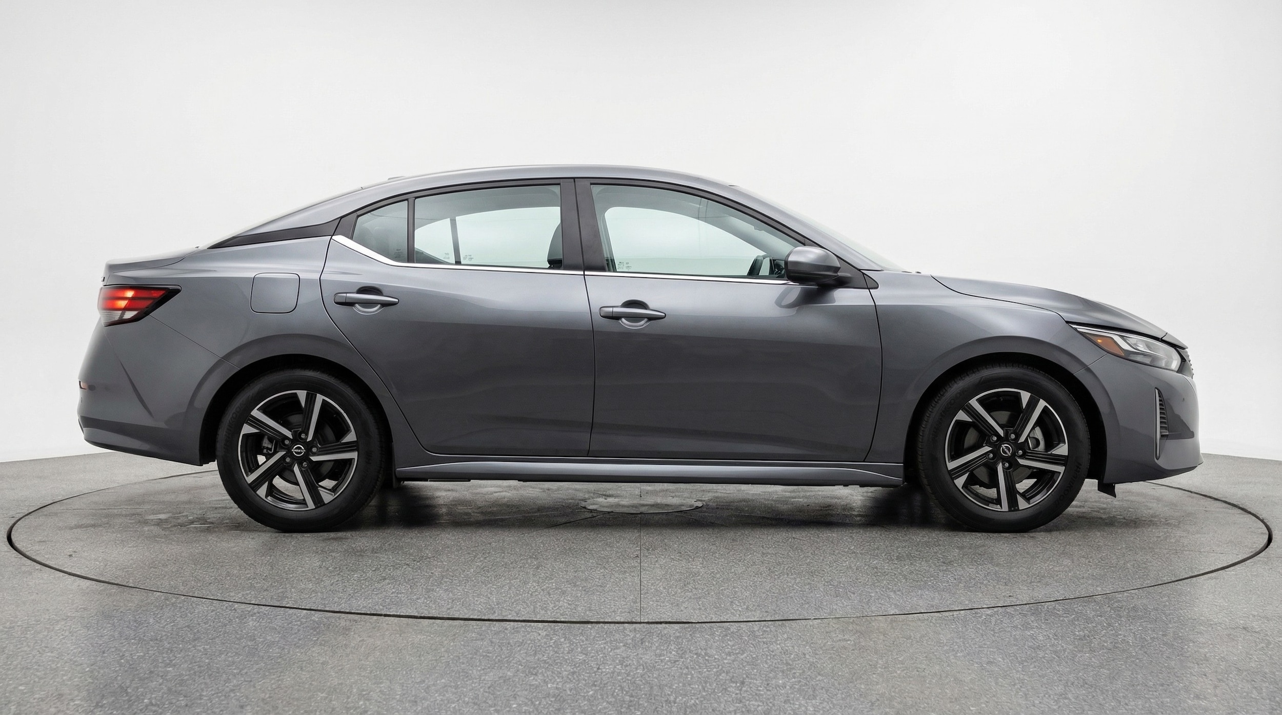 Thumbnail: 2025 Nissan Sentra - 8