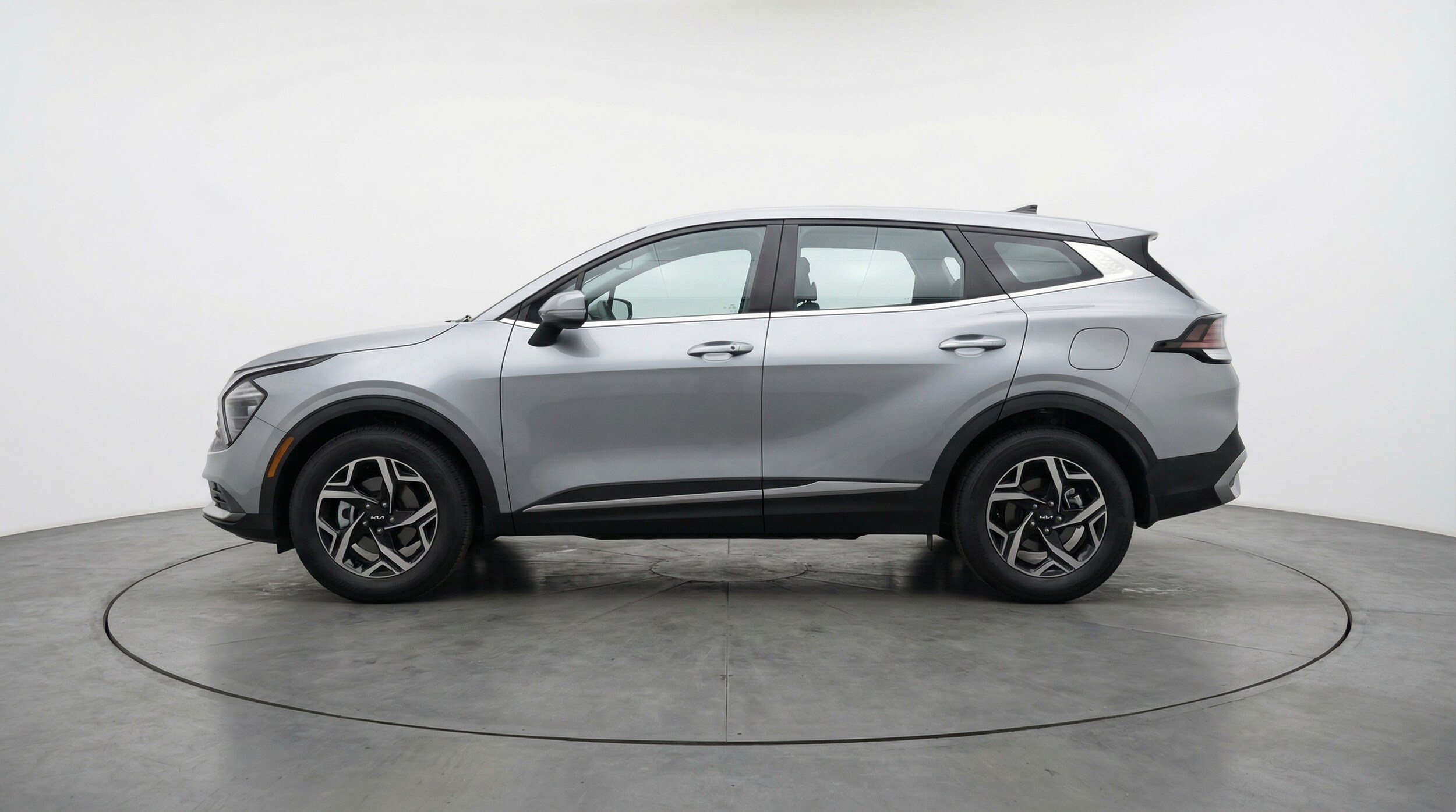 Thumbnail: 2025 Kia Sportage - 4