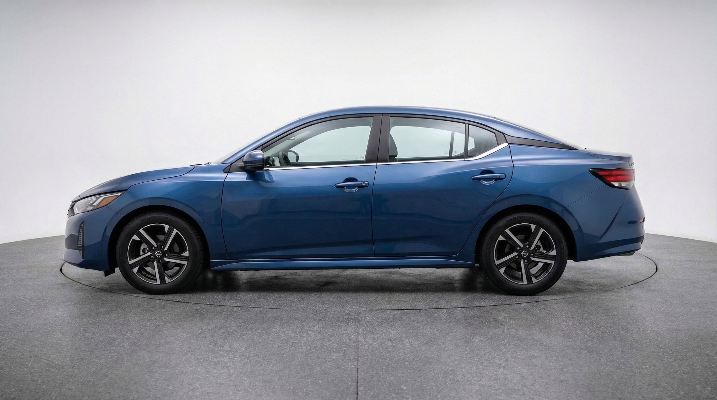 Thumbnail: 2025 Nissan Sentra - 5