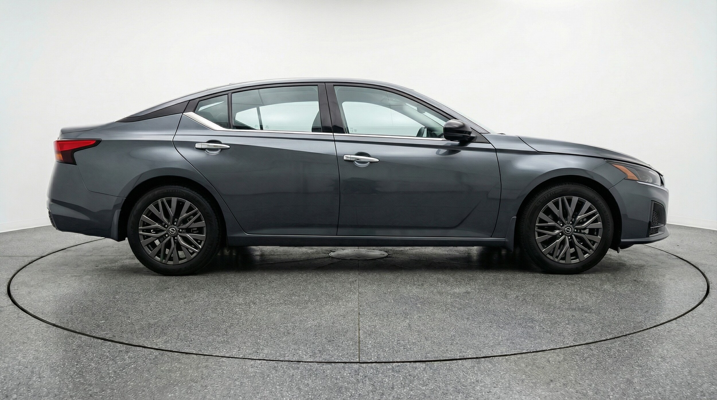 Thumbnail: 2025 Nissan Altima - 8