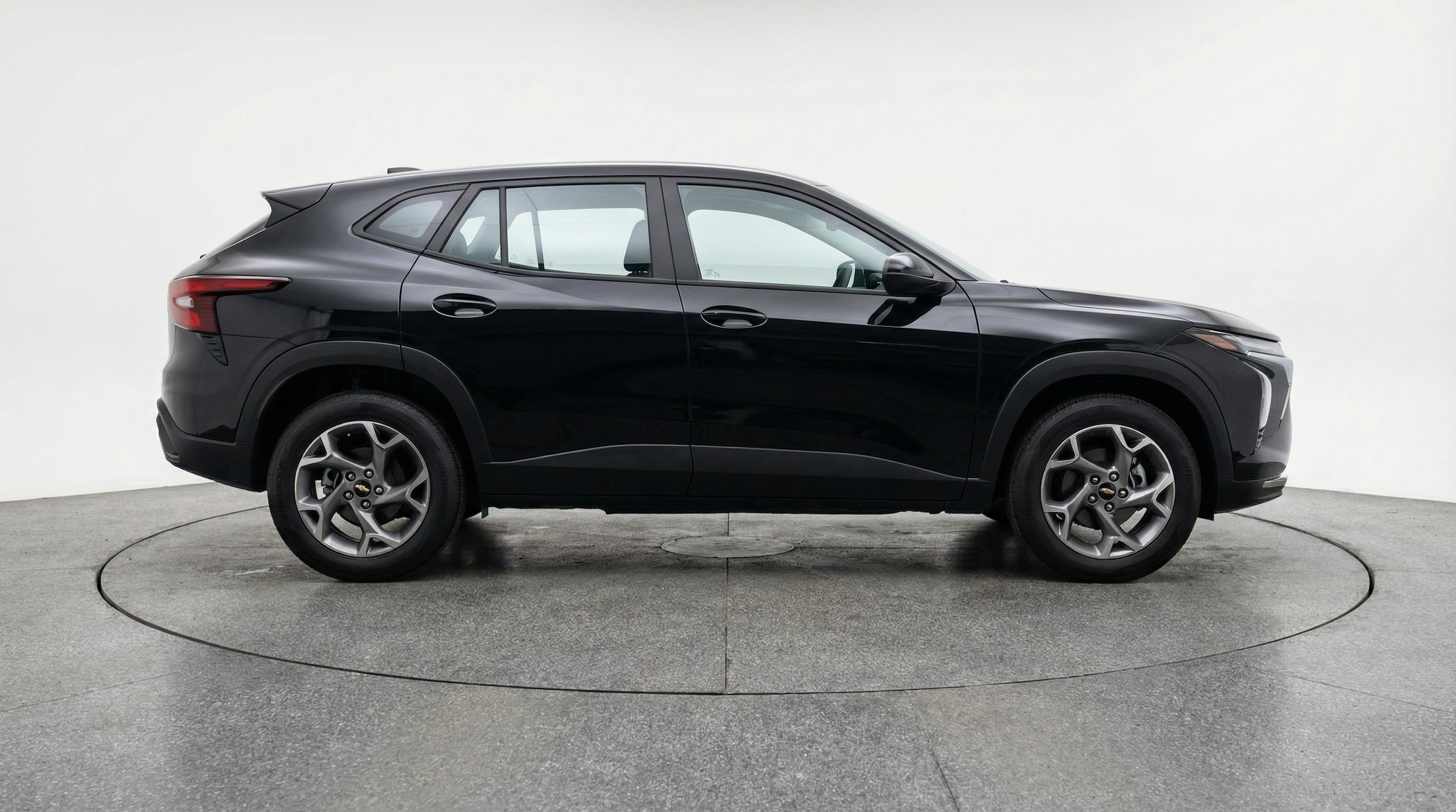 Thumbnail: 2025 Chevrolet Trax - 8