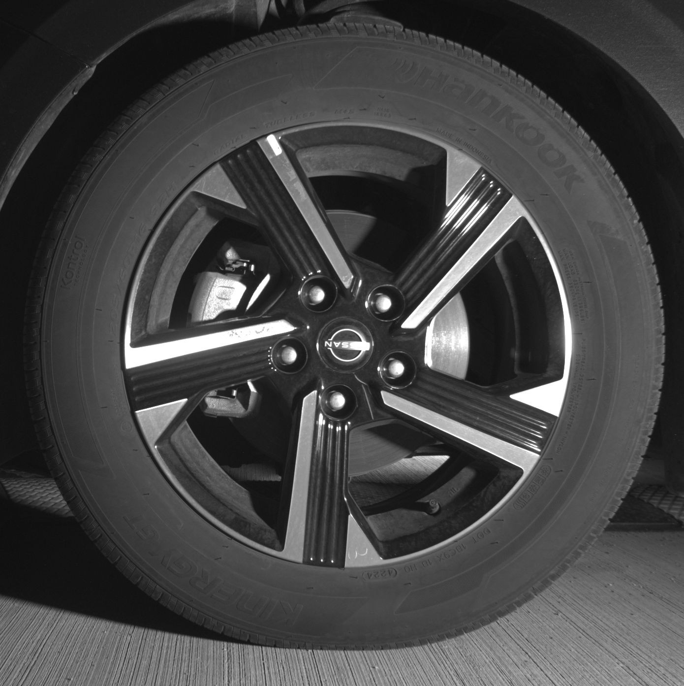 Thumbnail: 2025 Nissan Sentra - 9