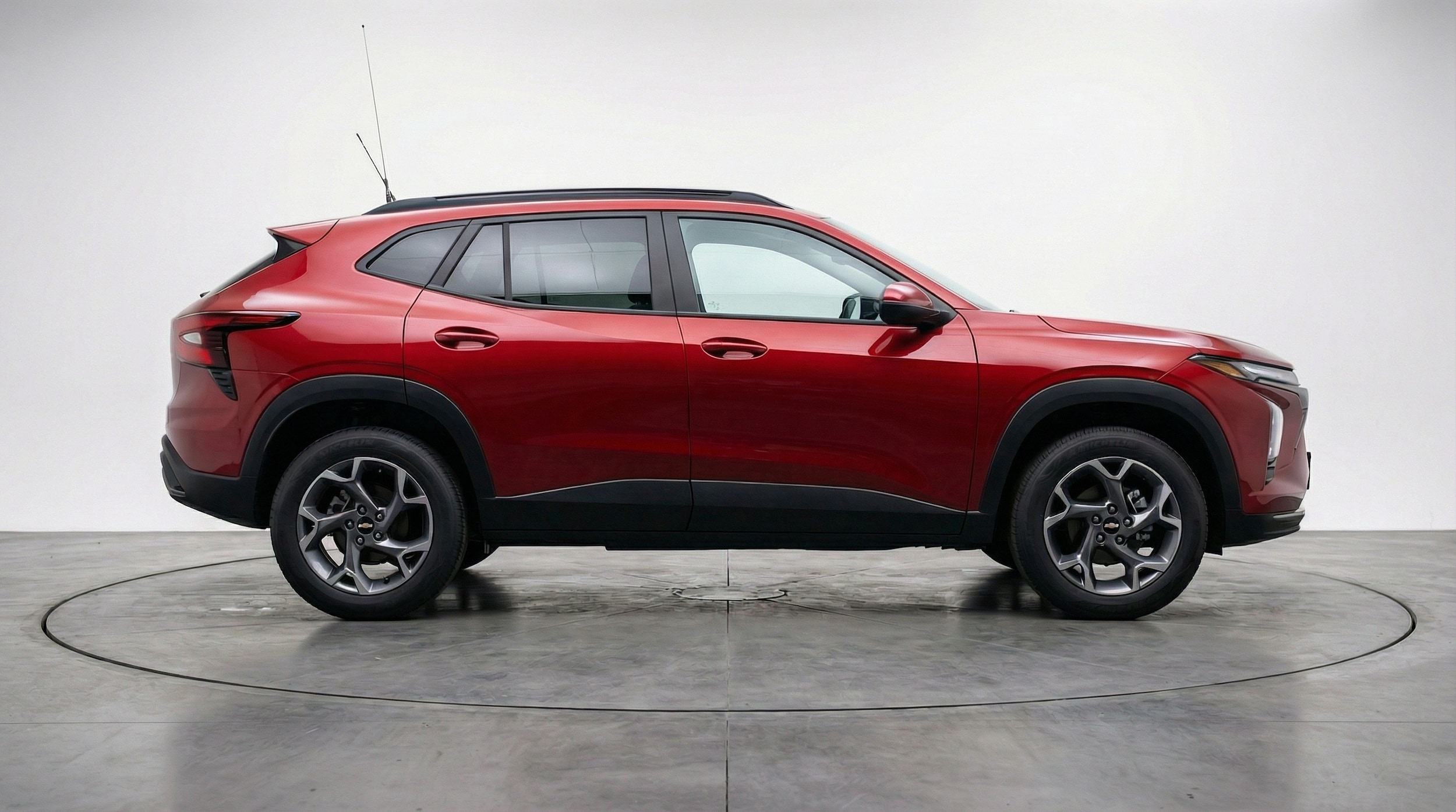 Thumbnail: 2025 Chevrolet Trax - 8