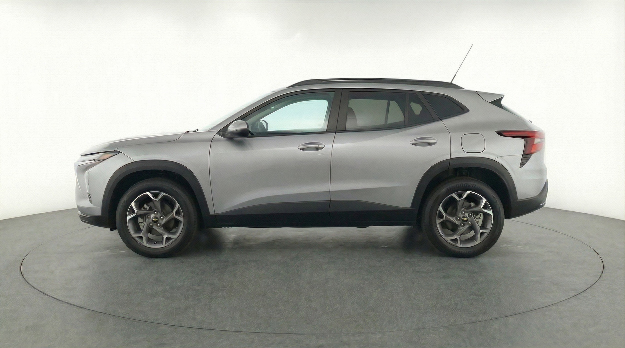 Thumbnail: 2025 Chevrolet Trax - 5