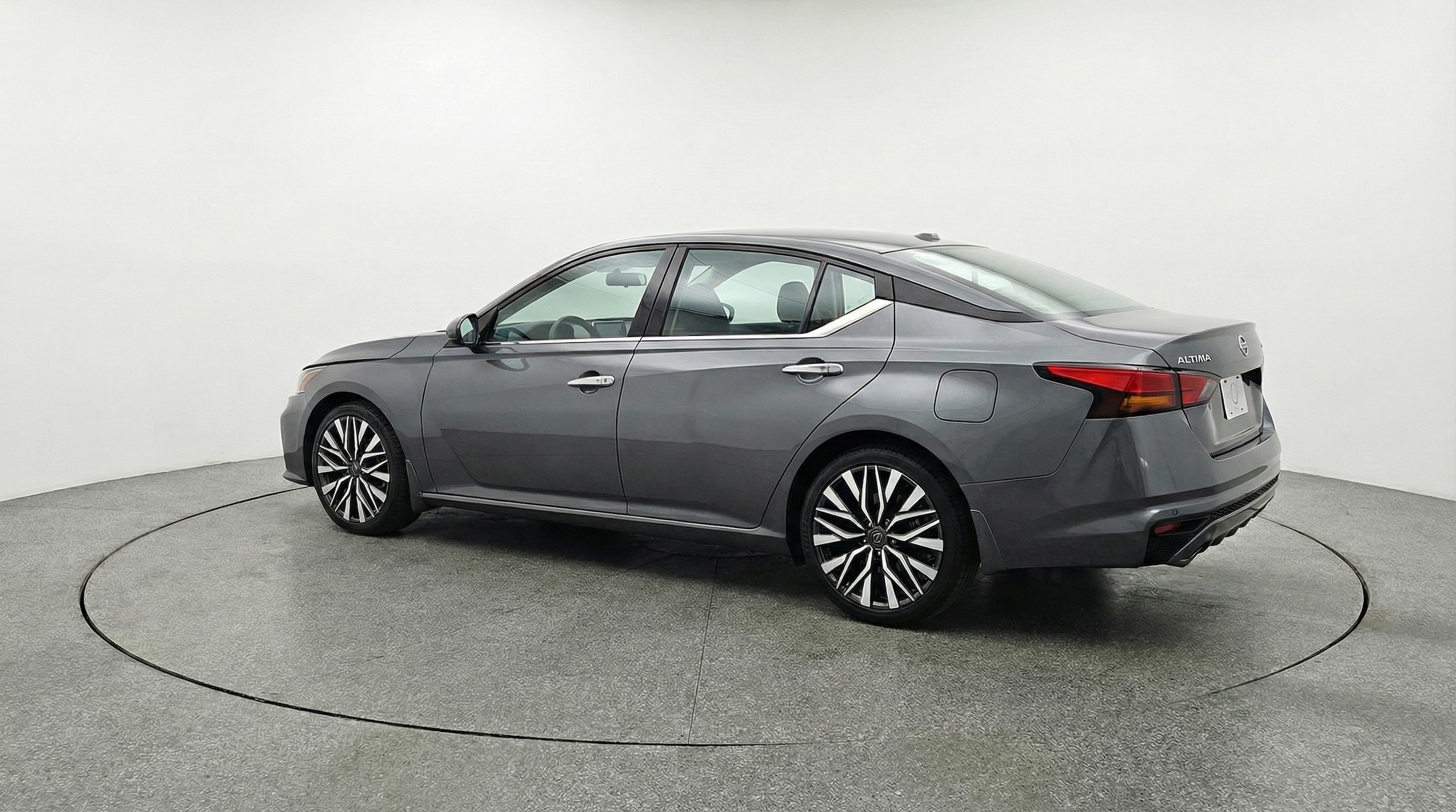 Thumbnail: 2025 Nissan Altima - 5