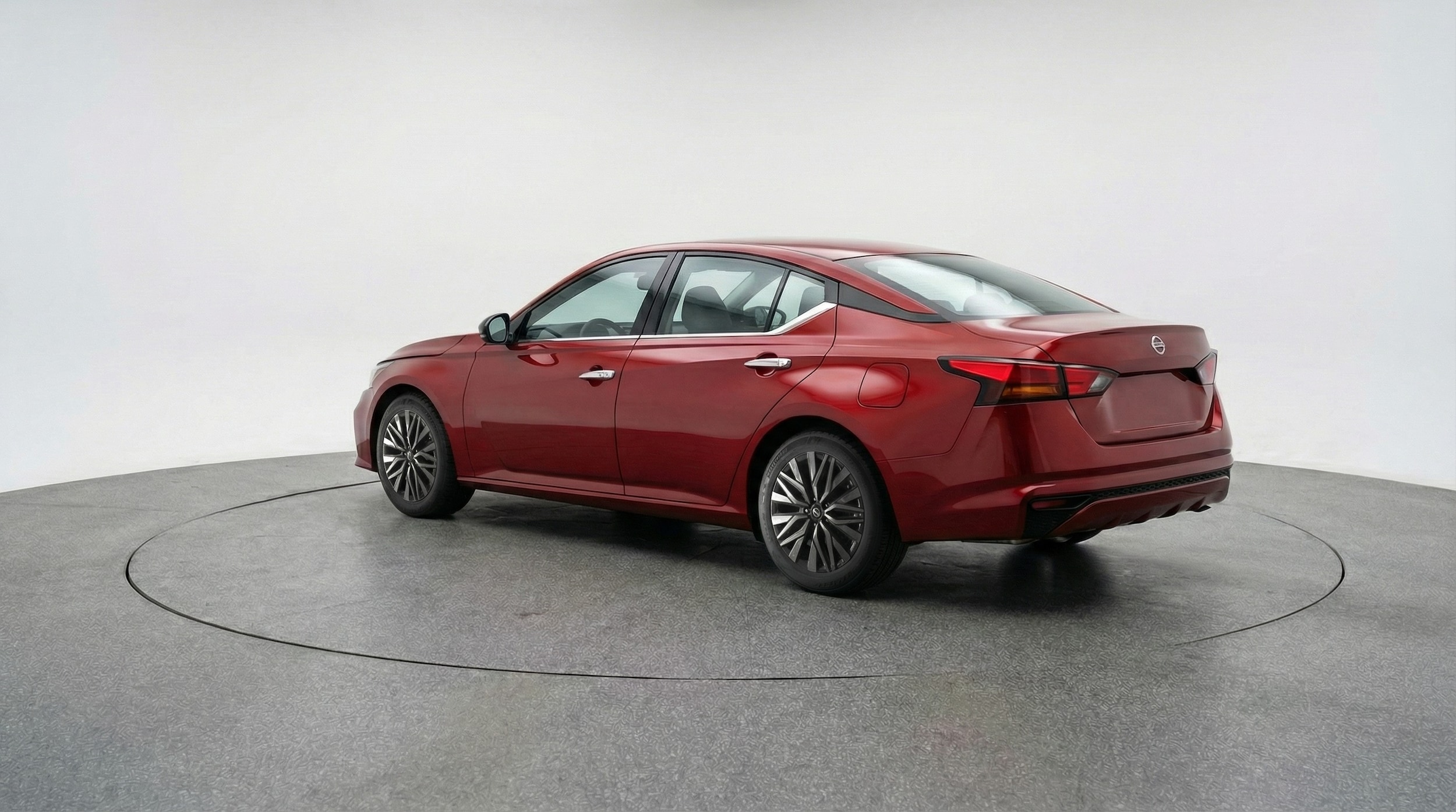 Thumbnail: 2025 Nissan Altima - 5