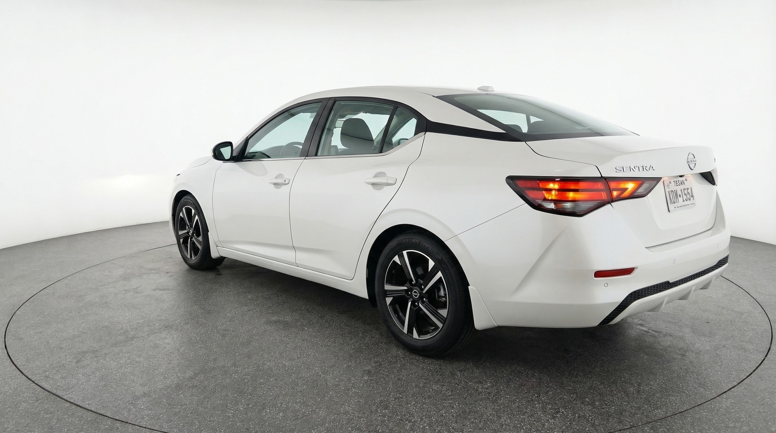 Thumbnail: 2025 Nissan Sentra - 5