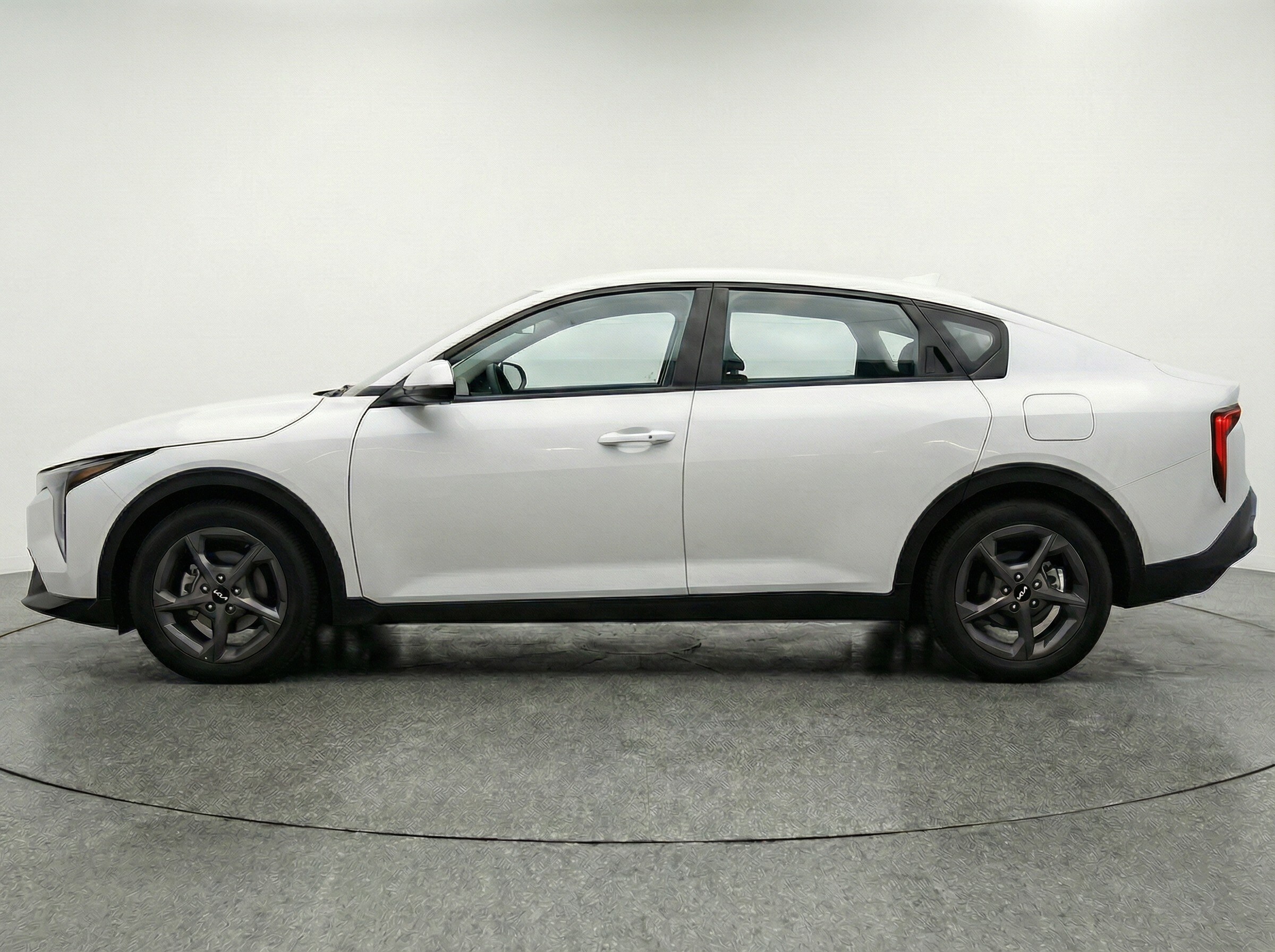 Thumbnail: 2025 Kia K4 - 4