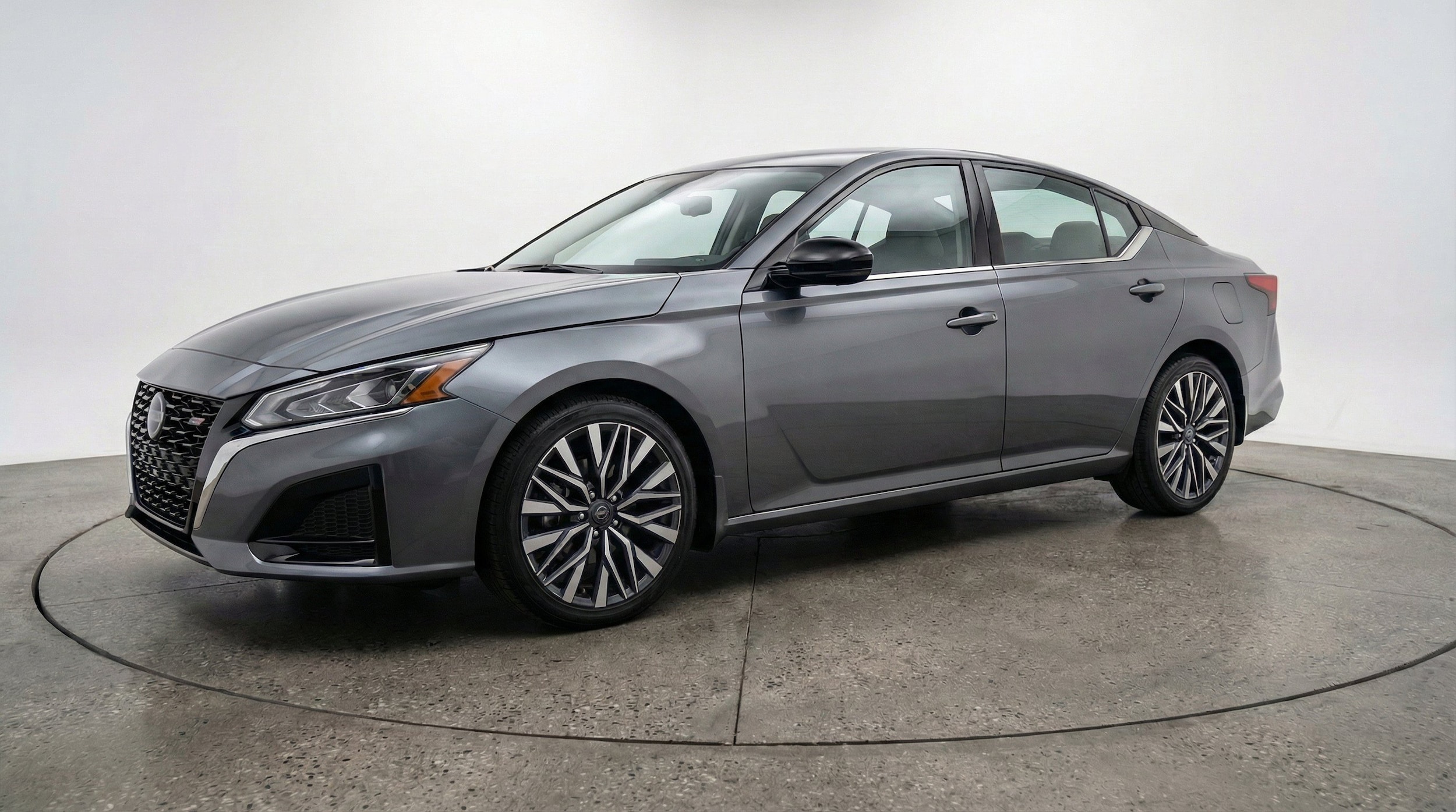 Thumbnail: 2025 Nissan Altima - 3