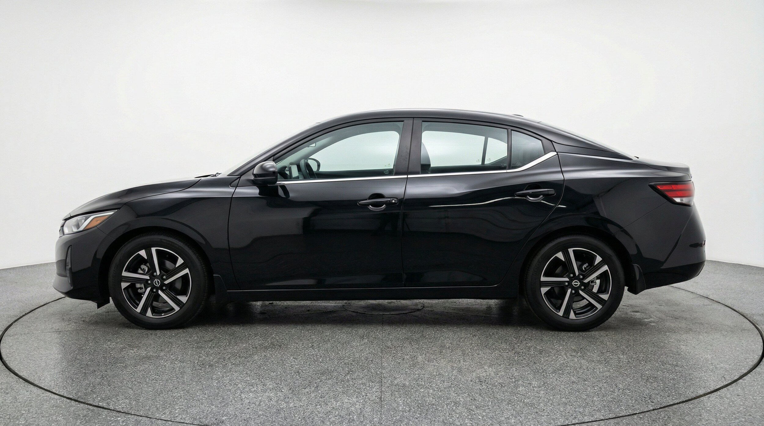 Thumbnail: 2025 Nissan Sentra - 5