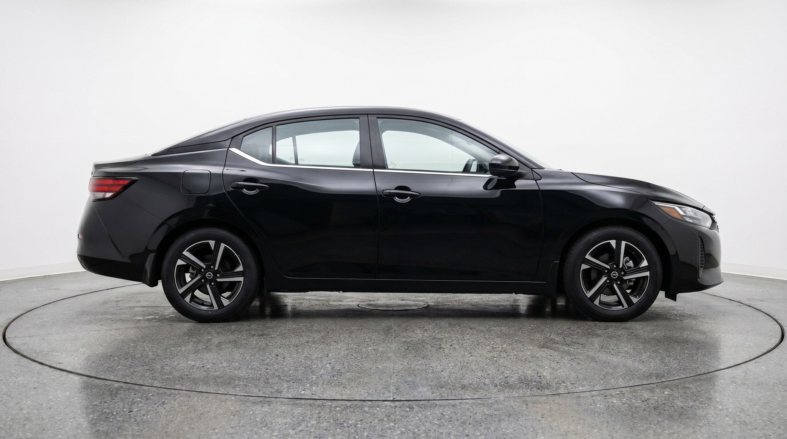 Thumbnail: 2025 Nissan Sentra - 11