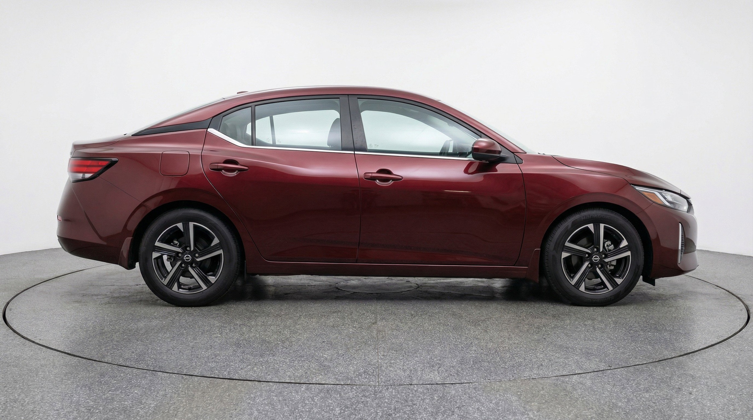 Thumbnail: 2025 Nissan Sentra - 11