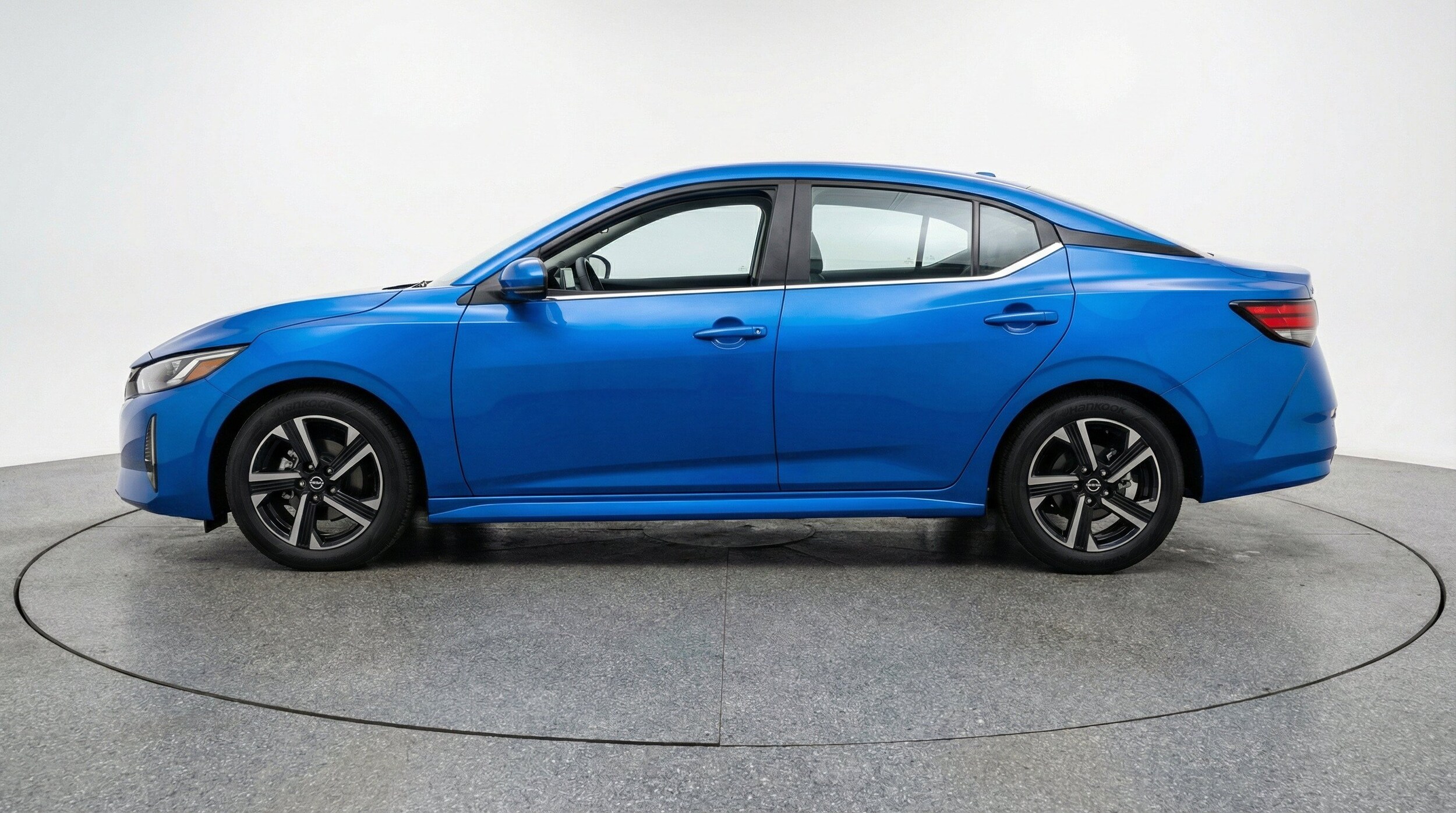 Thumbnail: 2025 Nissan Sentra - 5