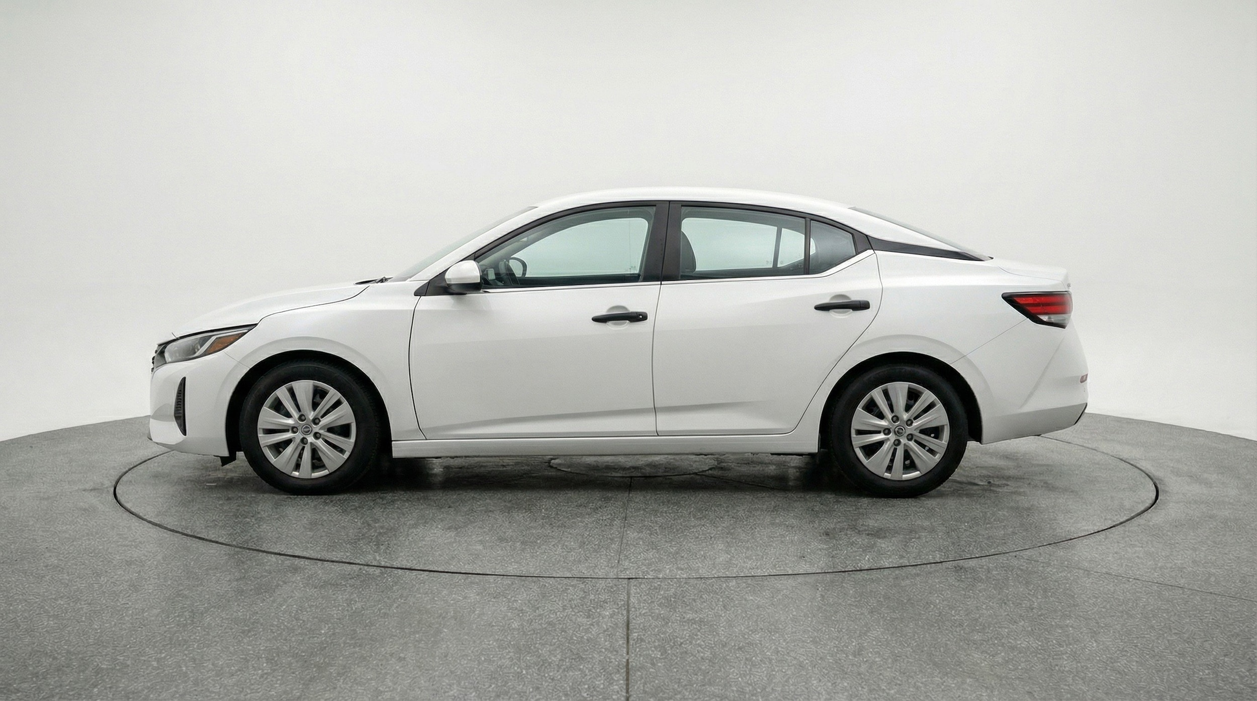 Thumbnail: 2025 Nissan Sentra - 5