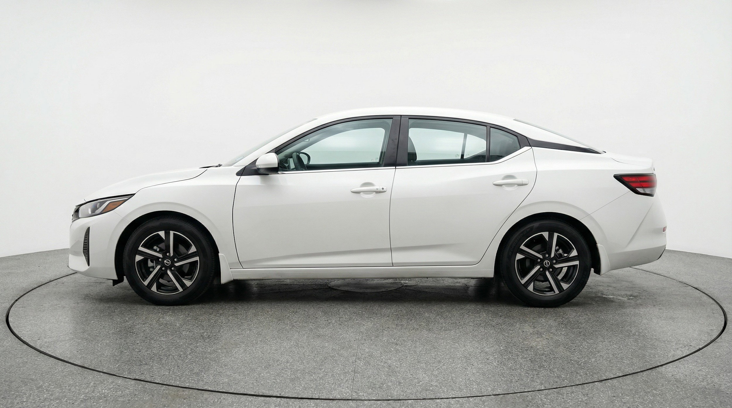 Thumbnail: 2025 Nissan Sentra - 5