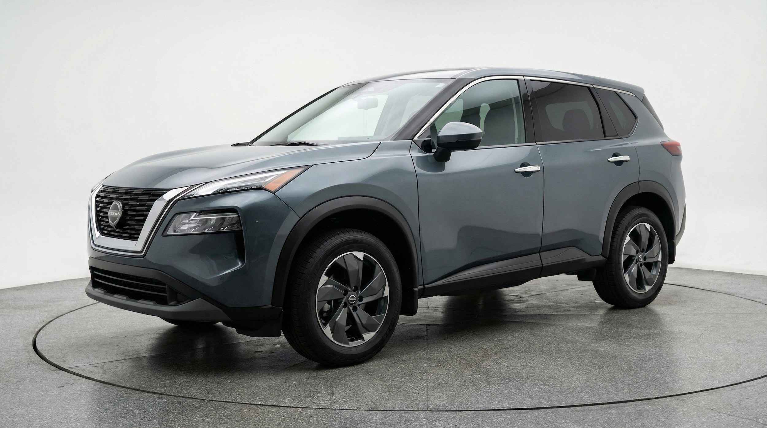 Thumbnail: 2025 Nissan Rogue - 3