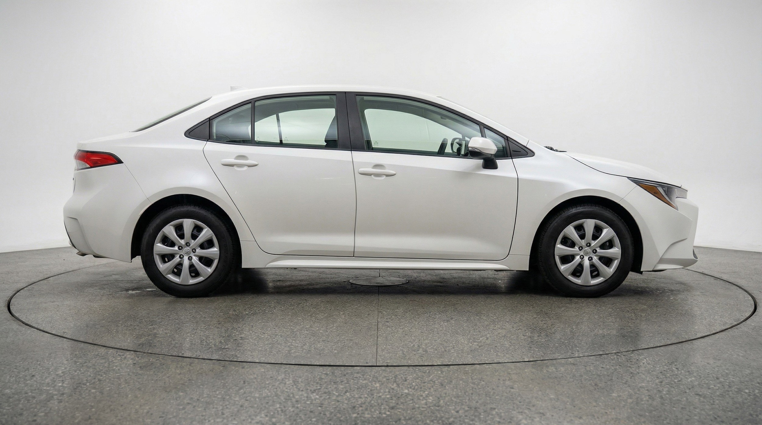 Thumbnail: 2025 Toyota Corolla - 11