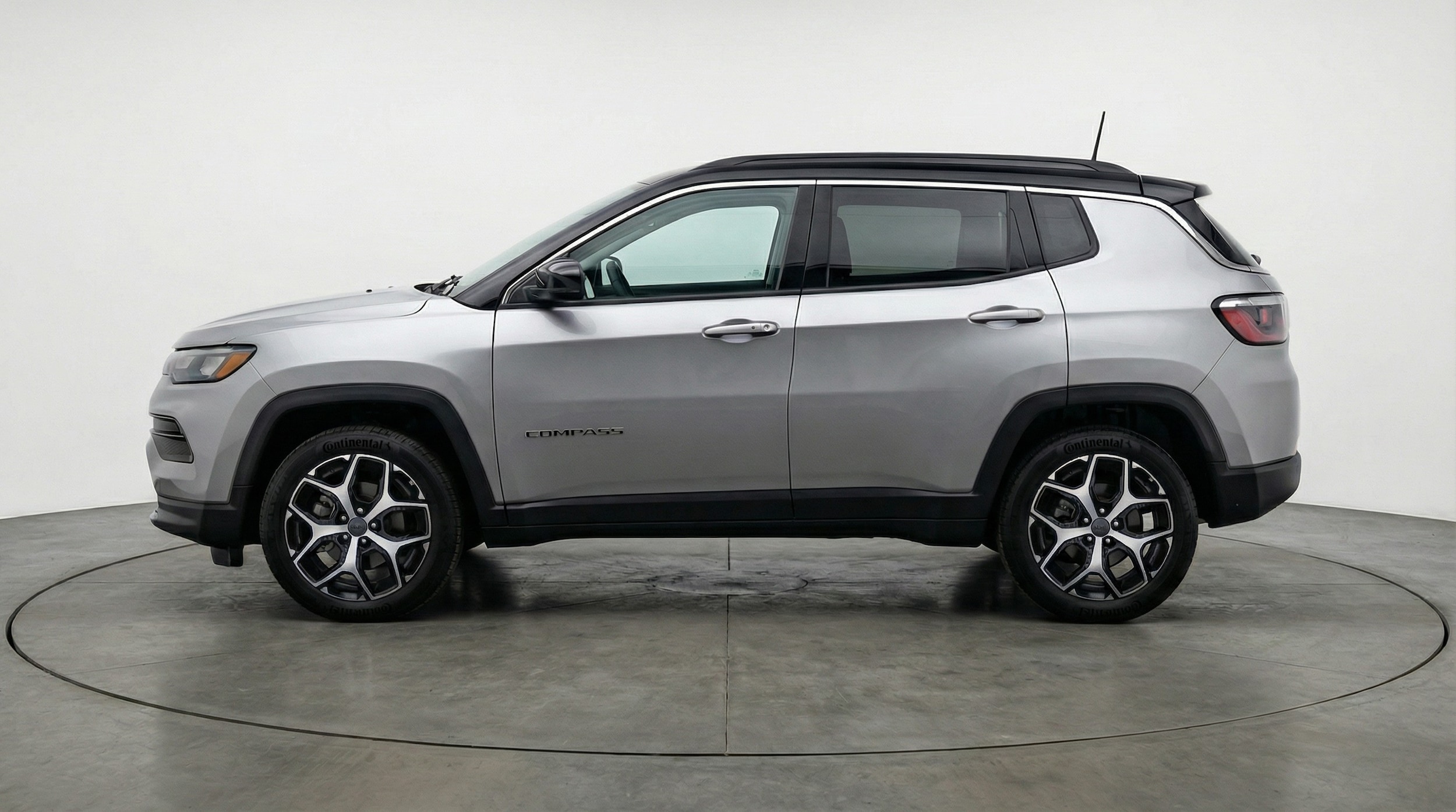 Thumbnail: 2025 Jeep Compass - 4