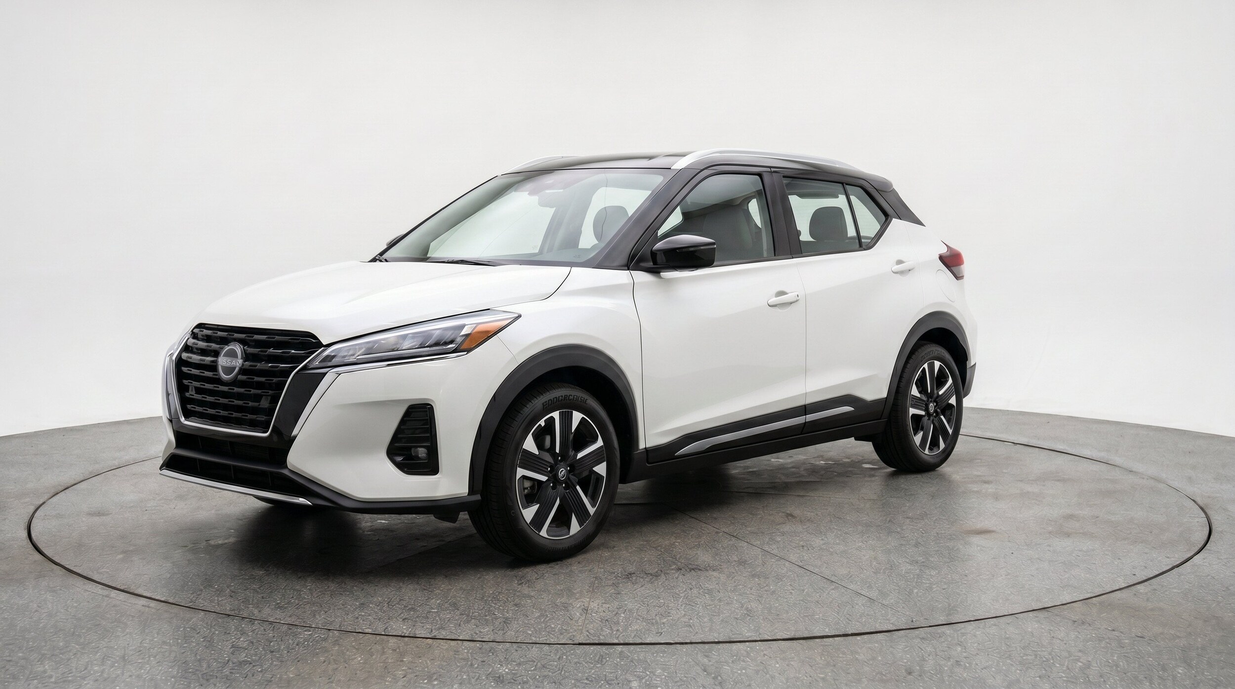 Thumbnail: 2026 Nissan Kicks - 3