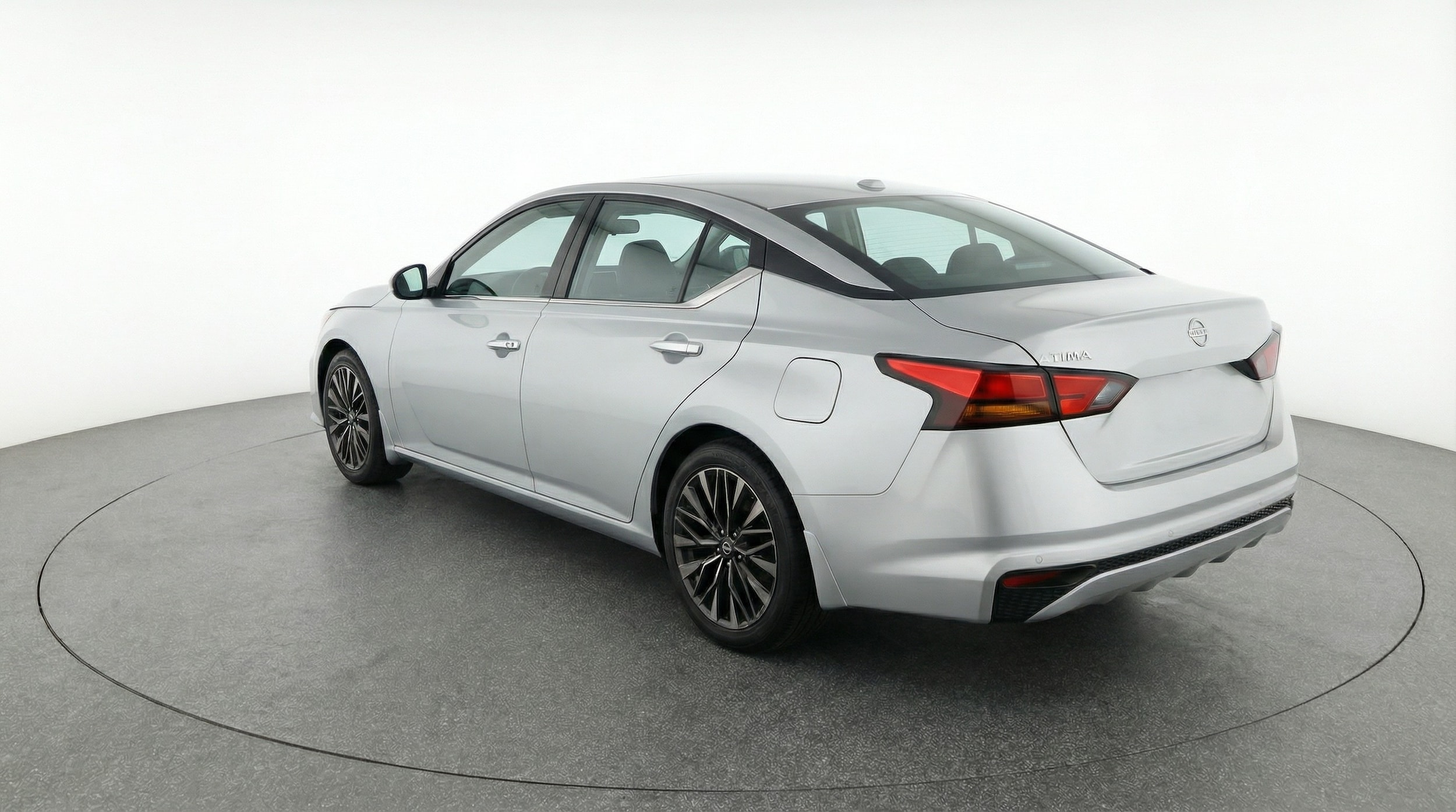 Thumbnail: 2025 Nissan Altima - 5