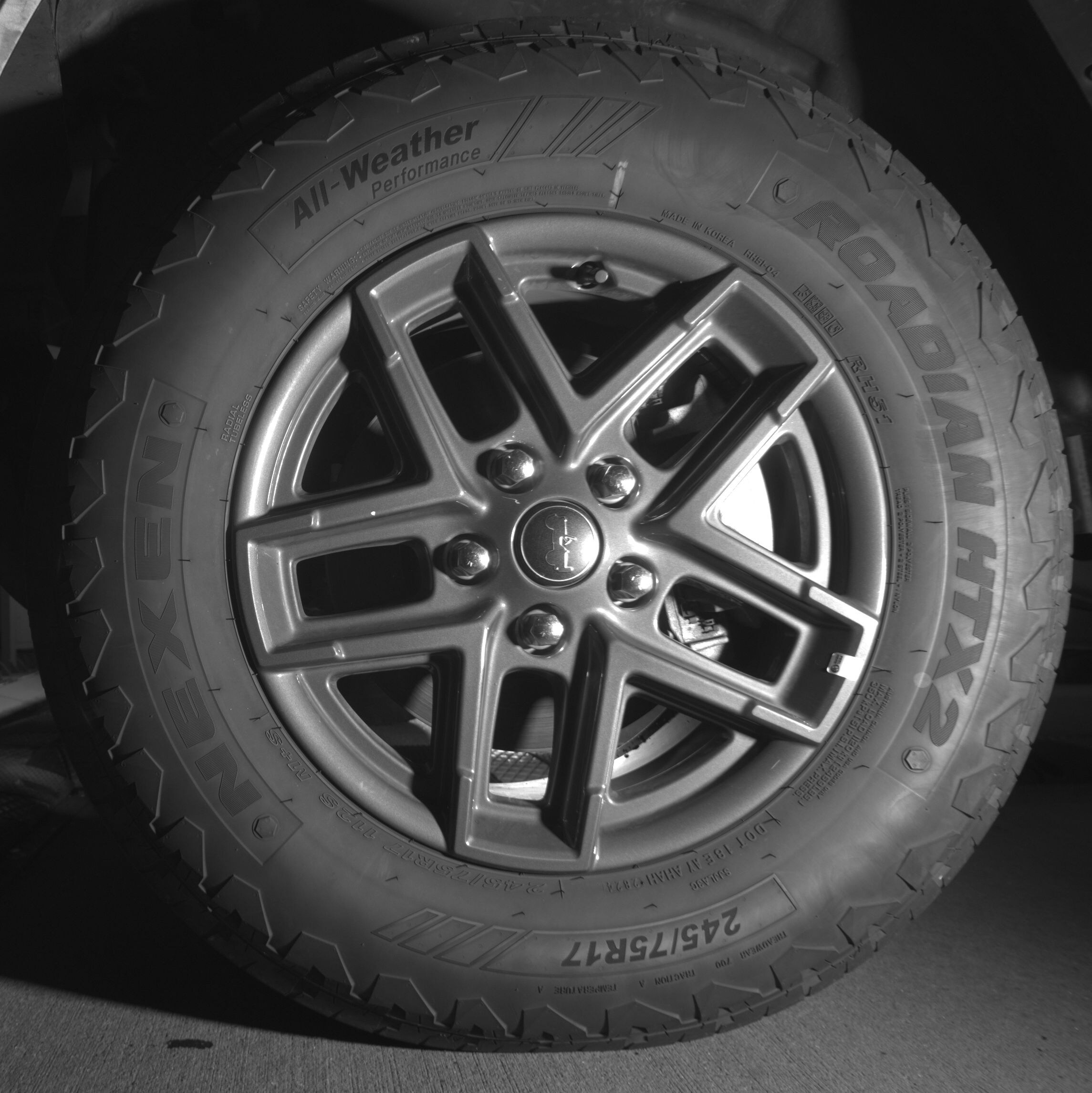 Thumbnail: 2025 Jeep Wrangler - 9