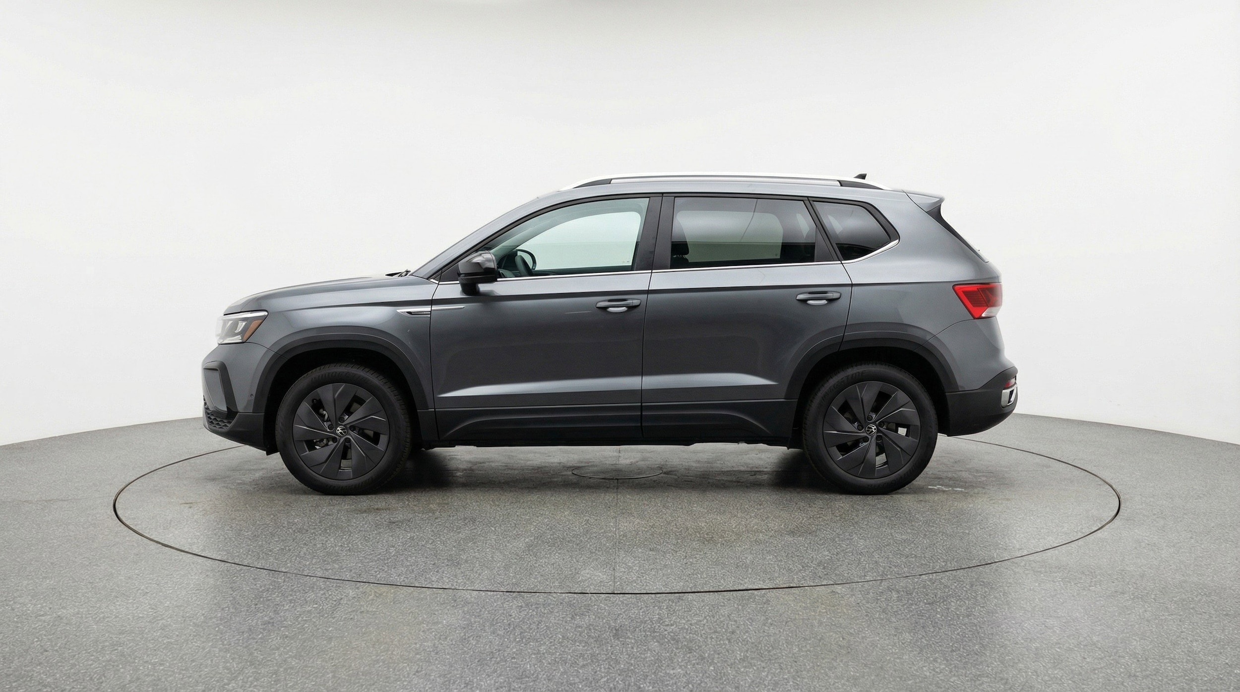 Thumbnail: 2025 Volkswagen Taos - 5