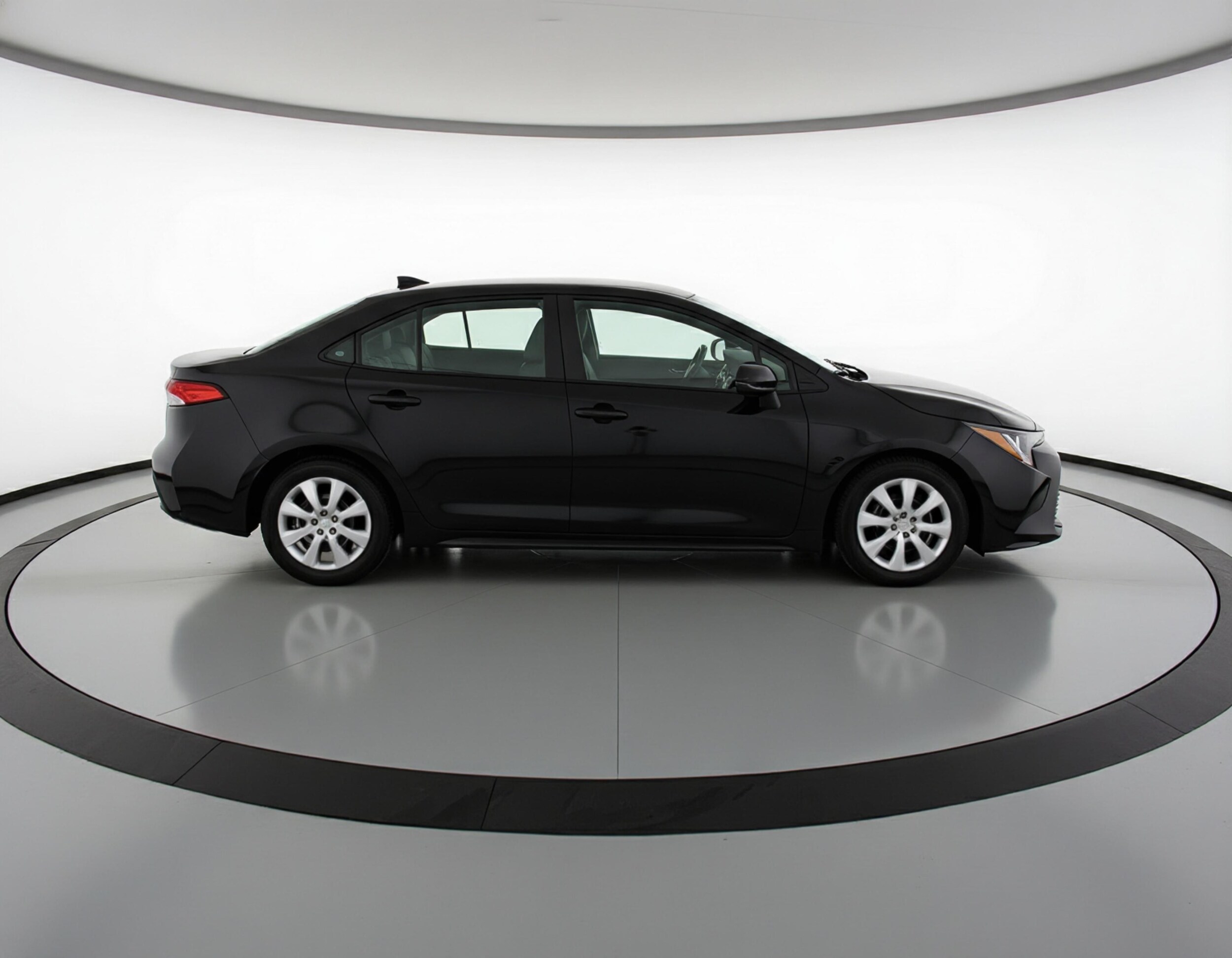 Thumbnail: 2025 Toyota Corolla - 8