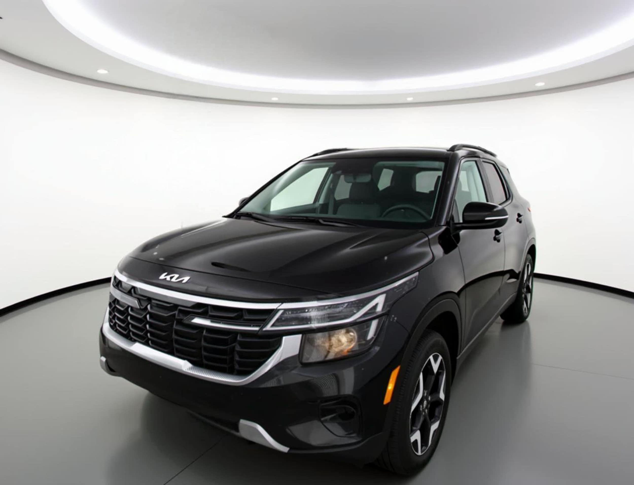 Thumbnail: 2025 Kia Seltos - 3