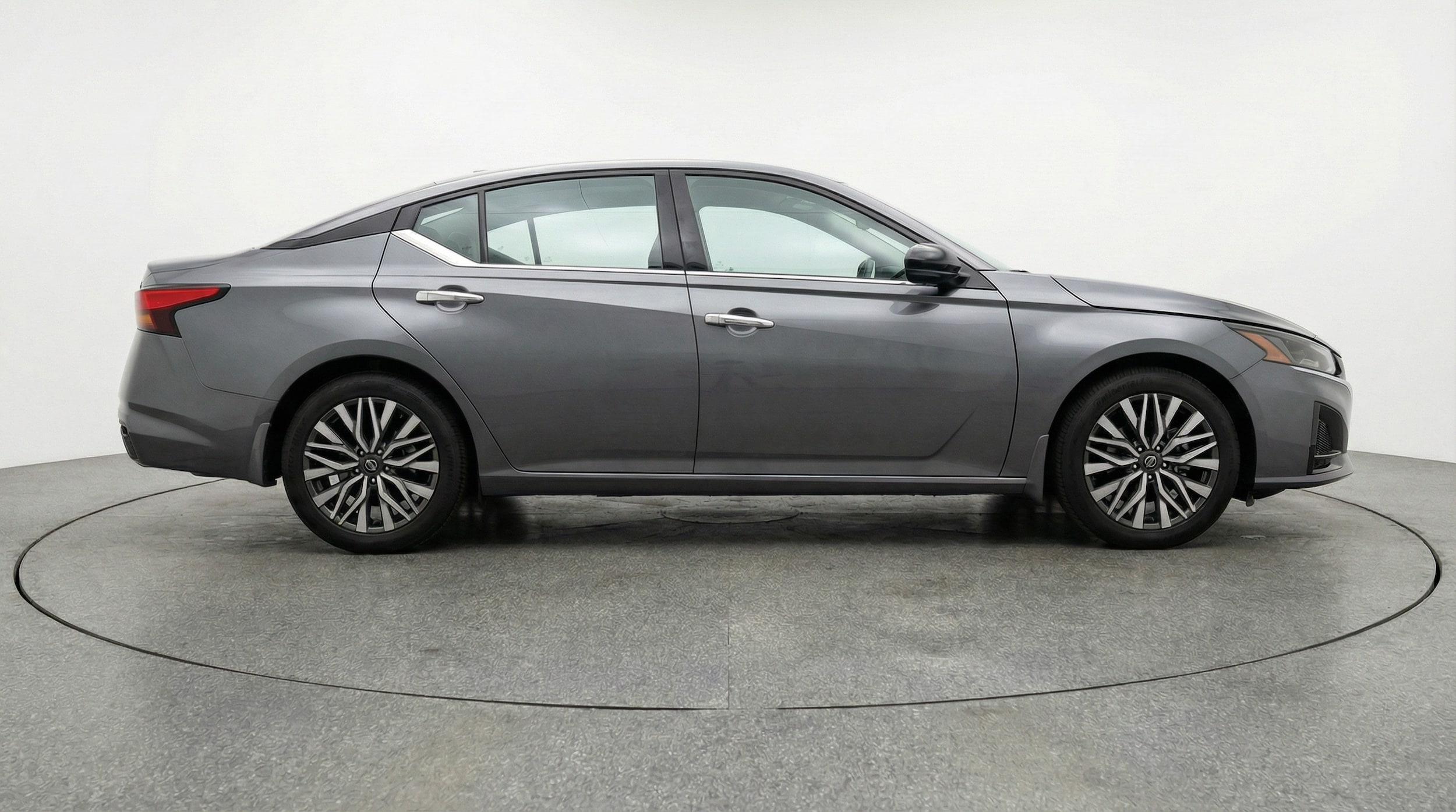 Thumbnail: 2025 Nissan Altima - 8