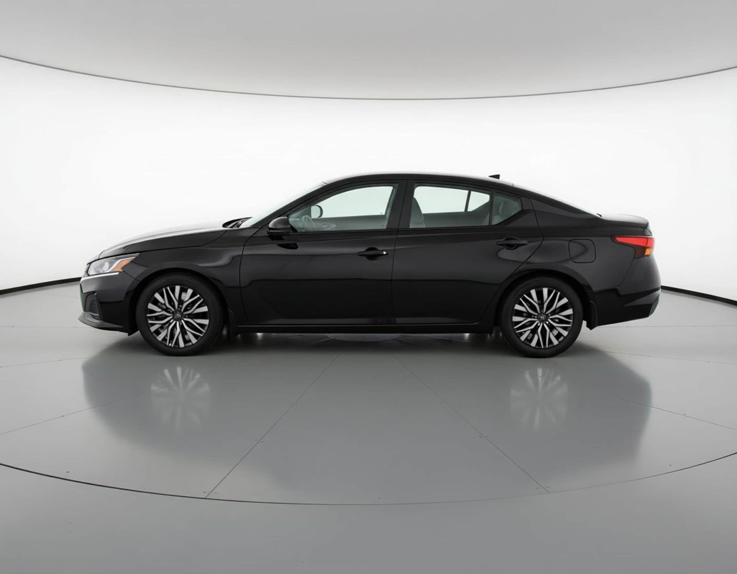 Thumbnail: 2025 Nissan Altima - 4