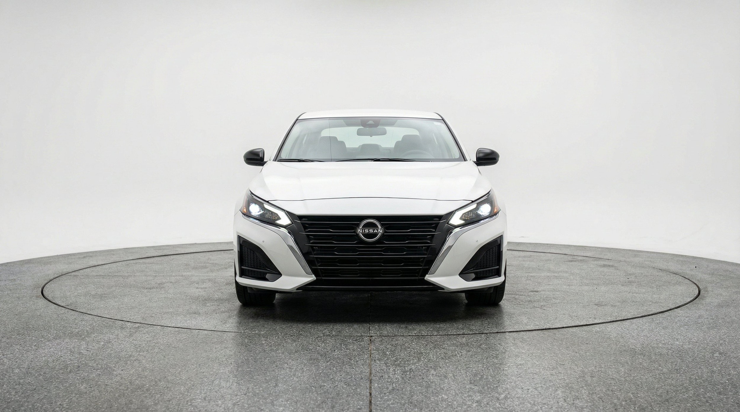 Thumbnail: 2025 Nissan Altima - 2
