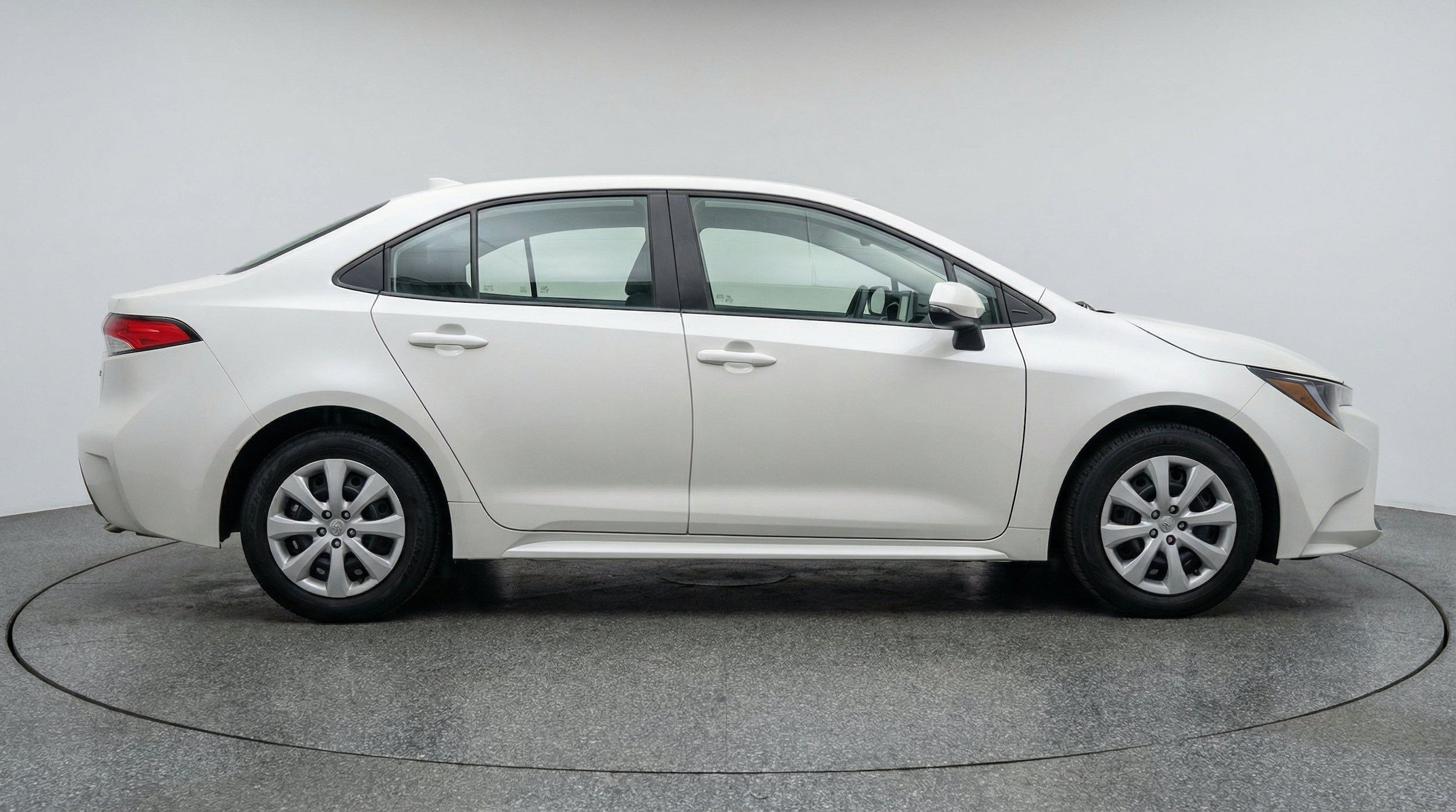 Thumbnail: 2025 Toyota Corolla - 11