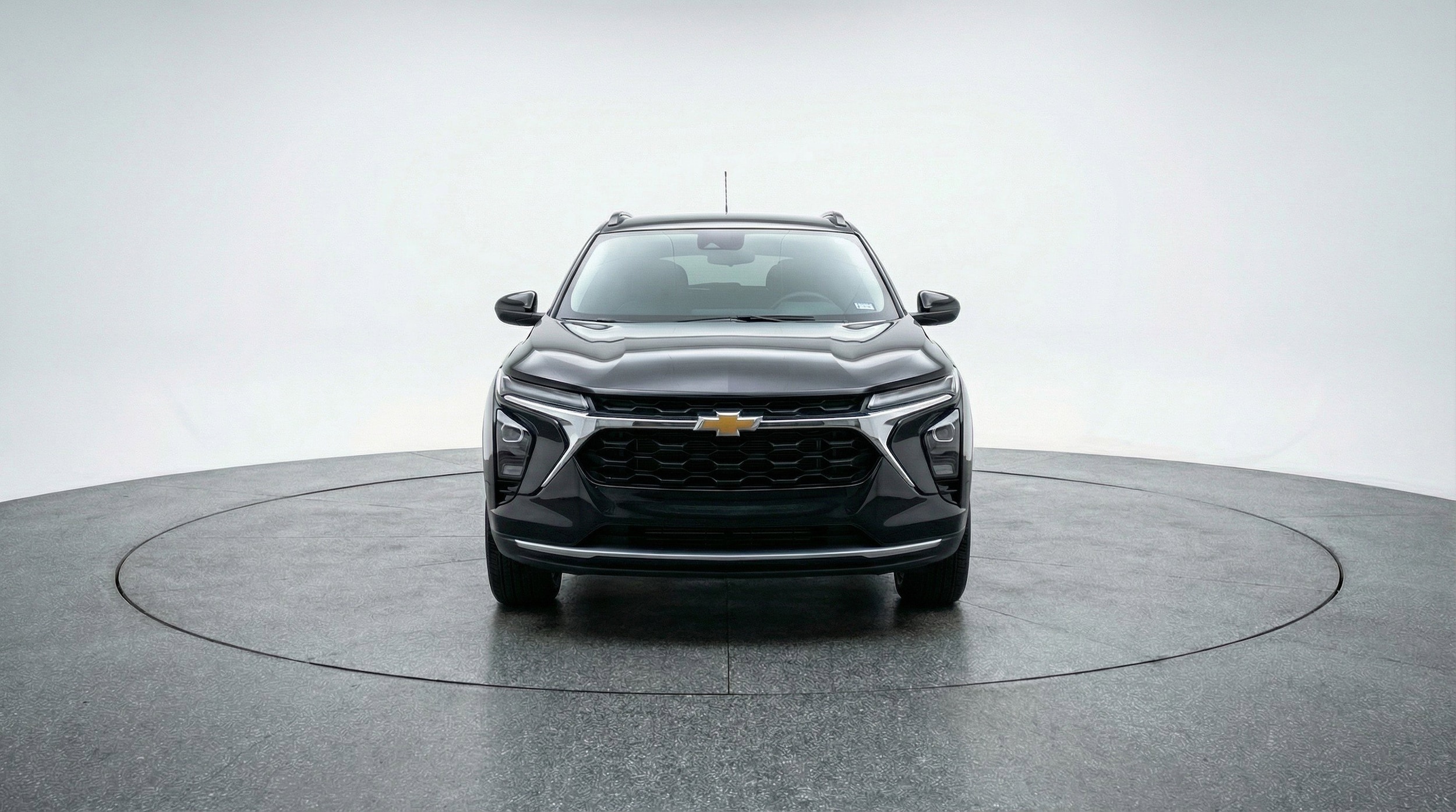 Thumbnail: 2025 Chevrolet Trax - 2