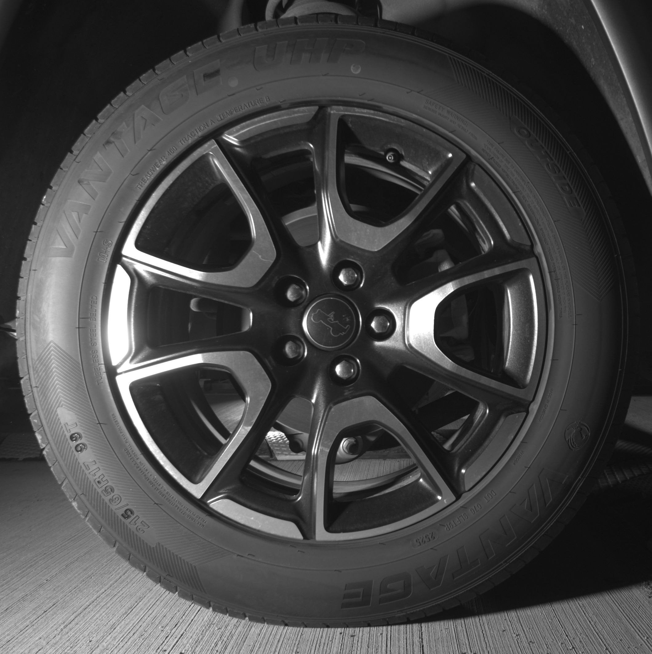 Thumbnail: 2025 Jeep Compass - 15