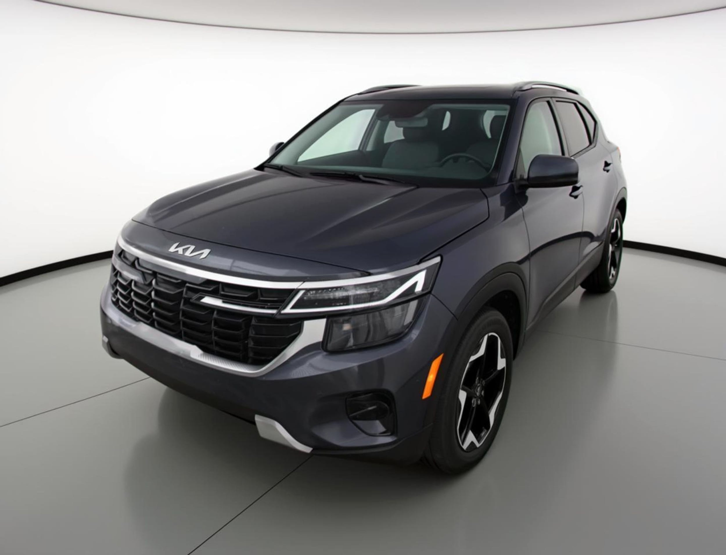 Thumbnail: 2025 Kia Seltos - 3