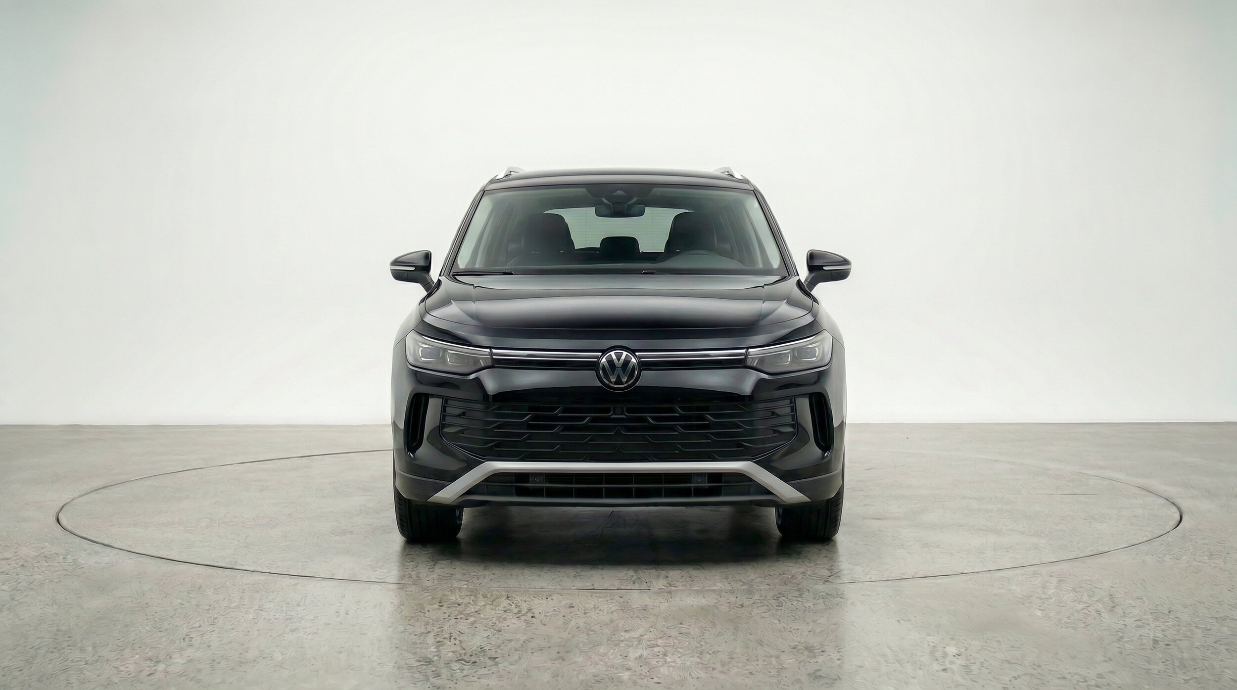 Thumbnail: 2026 Volkswagen Tiguan - 2