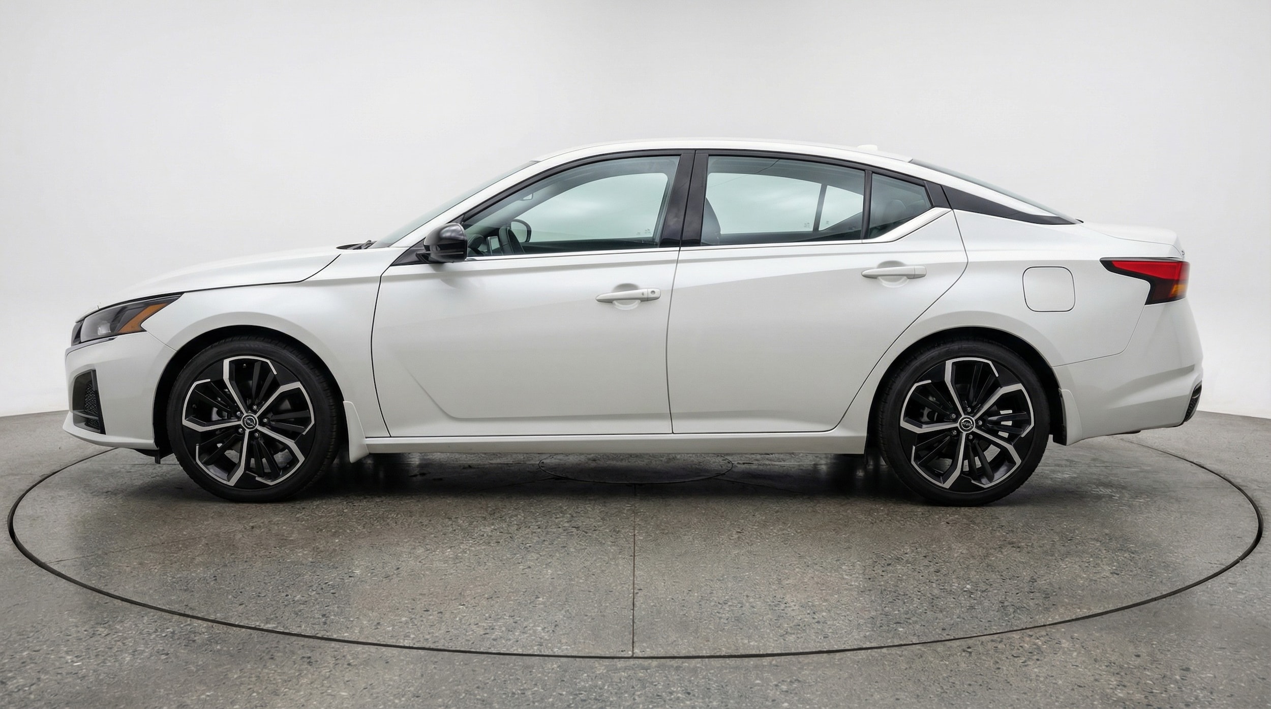 Thumbnail: 2025 Nissan Altima - 4