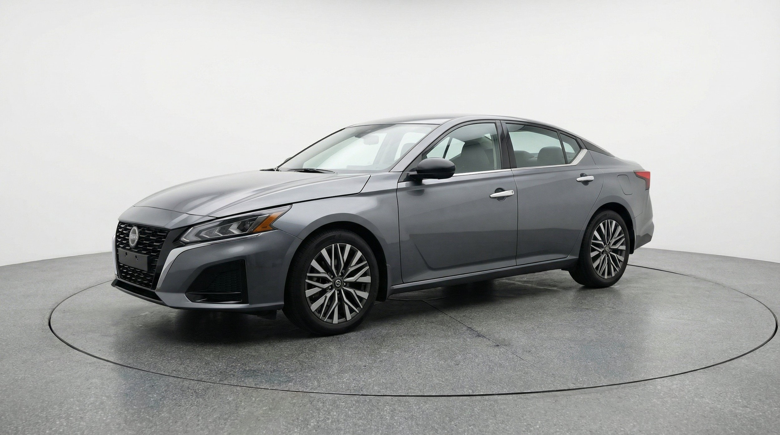 Thumbnail: 2025 Nissan Altima - 3