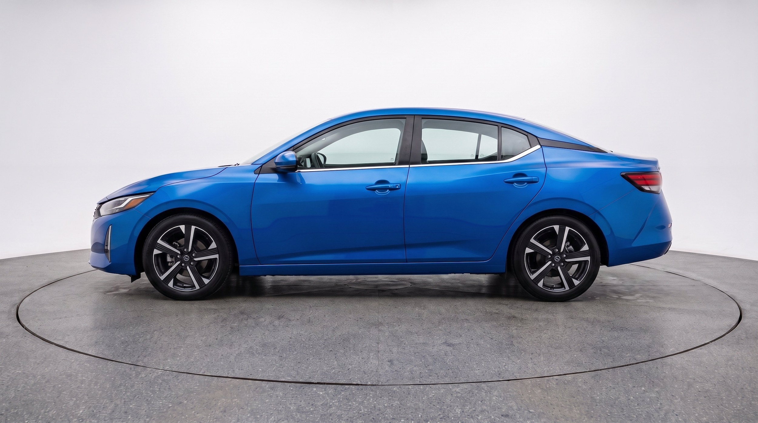 Thumbnail: 2025 Nissan Sentra - 5