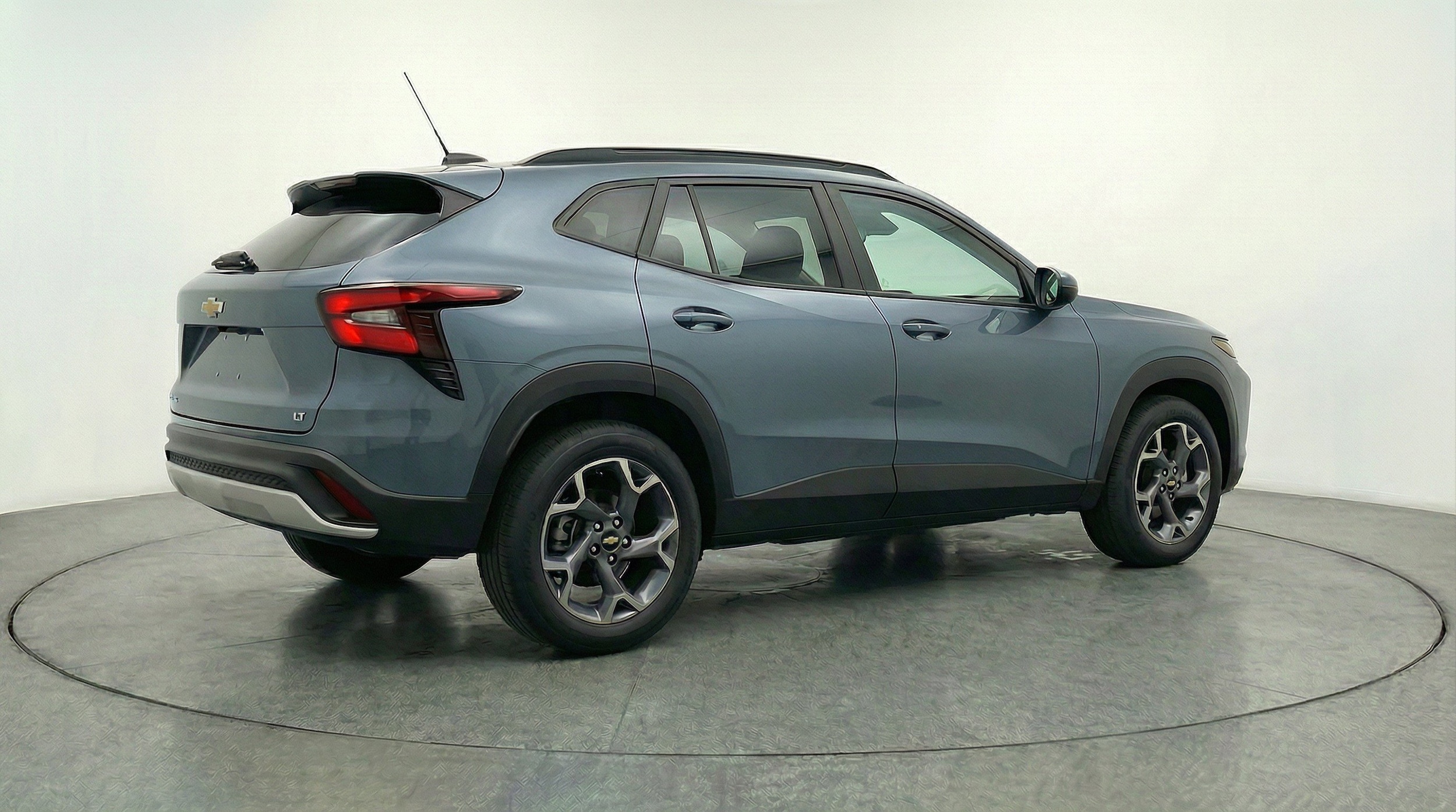 Thumbnail: 2025 Chevrolet Trax - 9