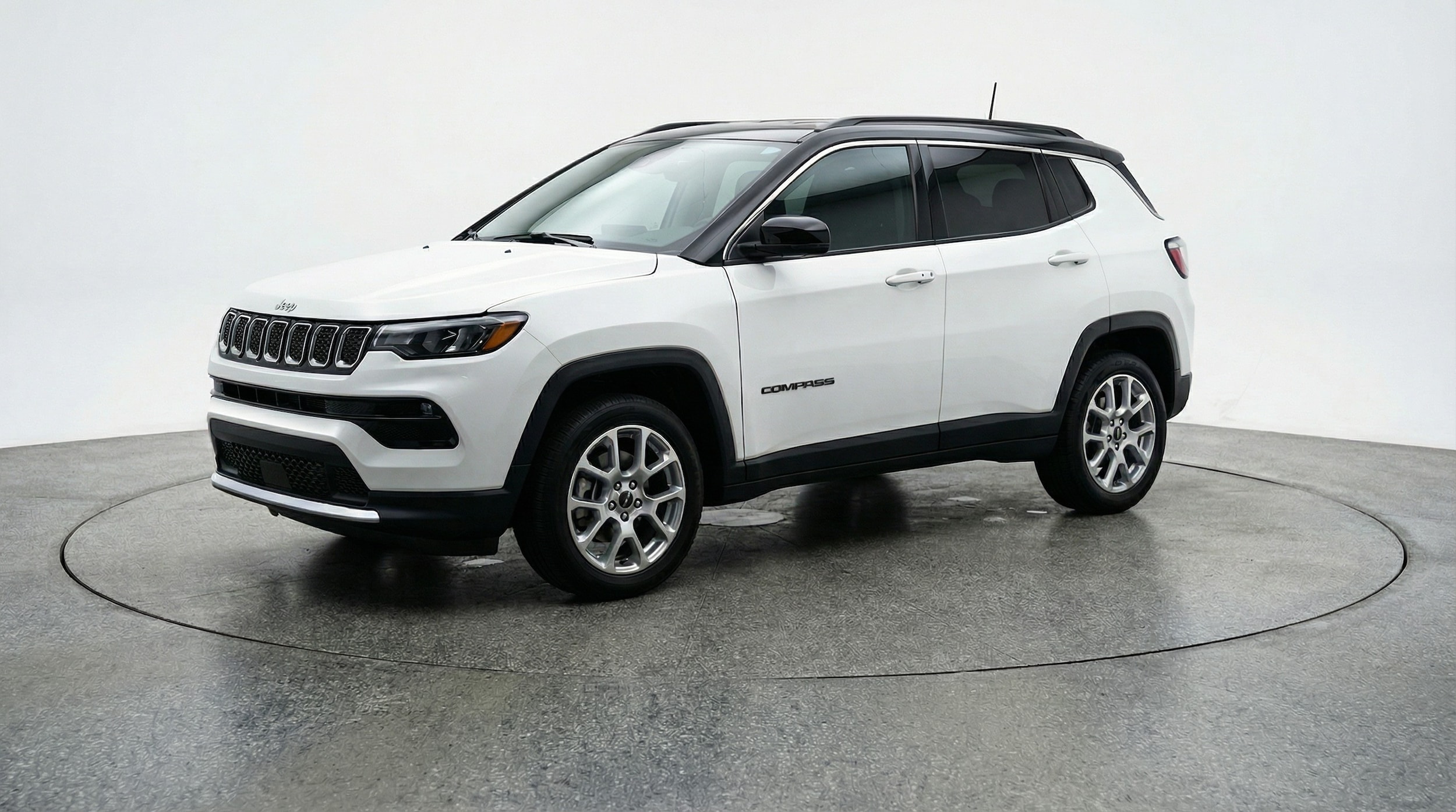 Thumbnail: 2025 Jeep Compass - 3