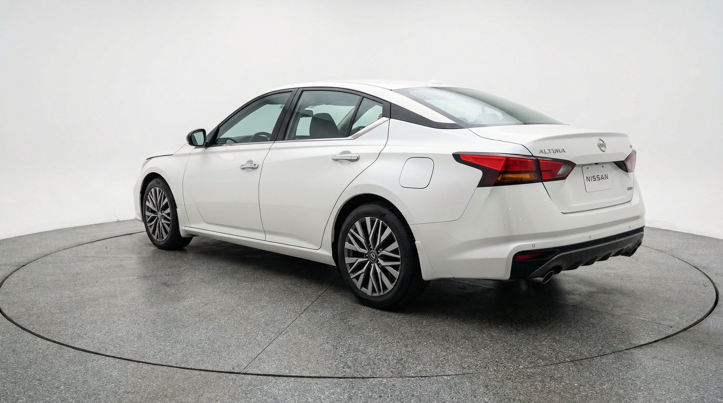 Thumbnail: 2025 Nissan Altima - 6