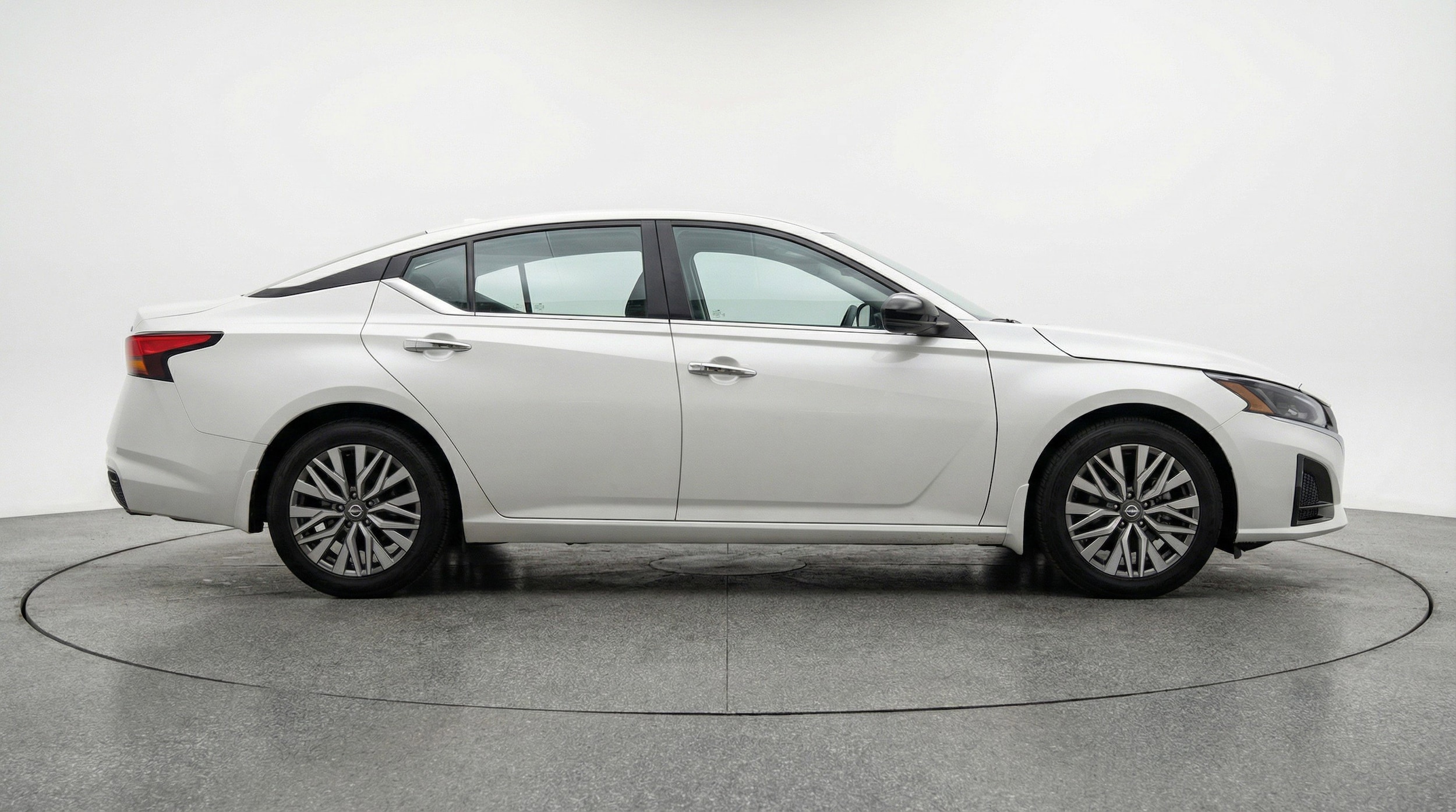 Thumbnail: 2025 Nissan Altima - 11