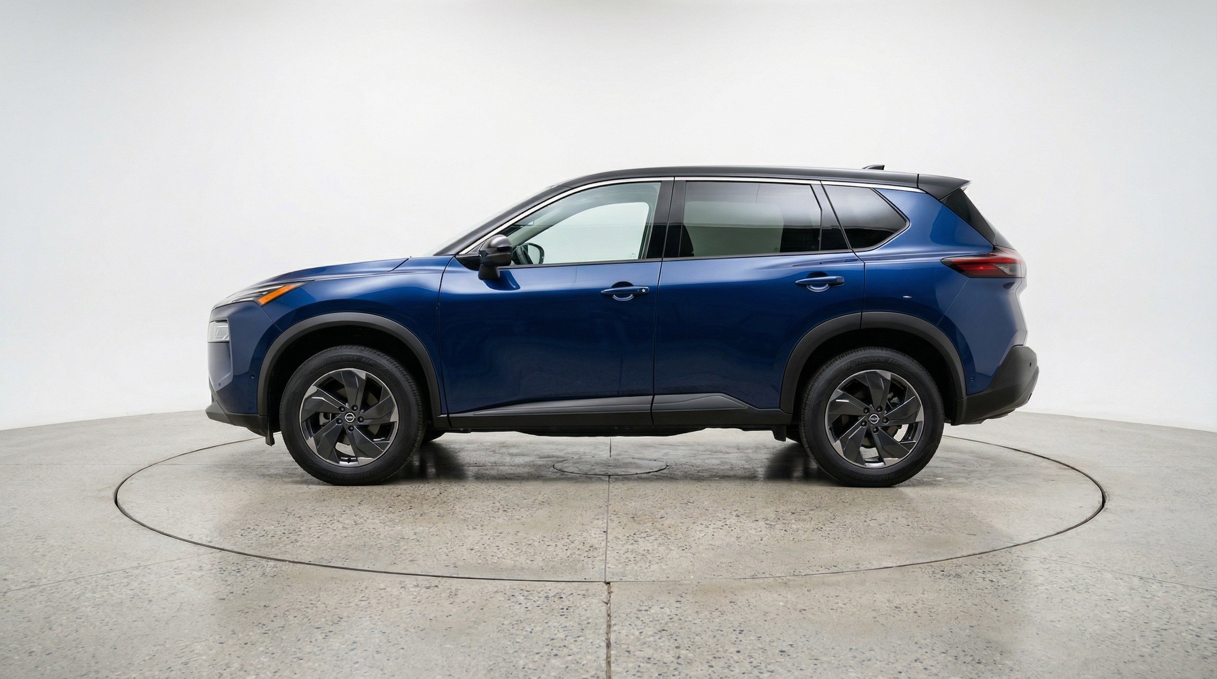 Thumbnail: 2025 Nissan Rogue - 5